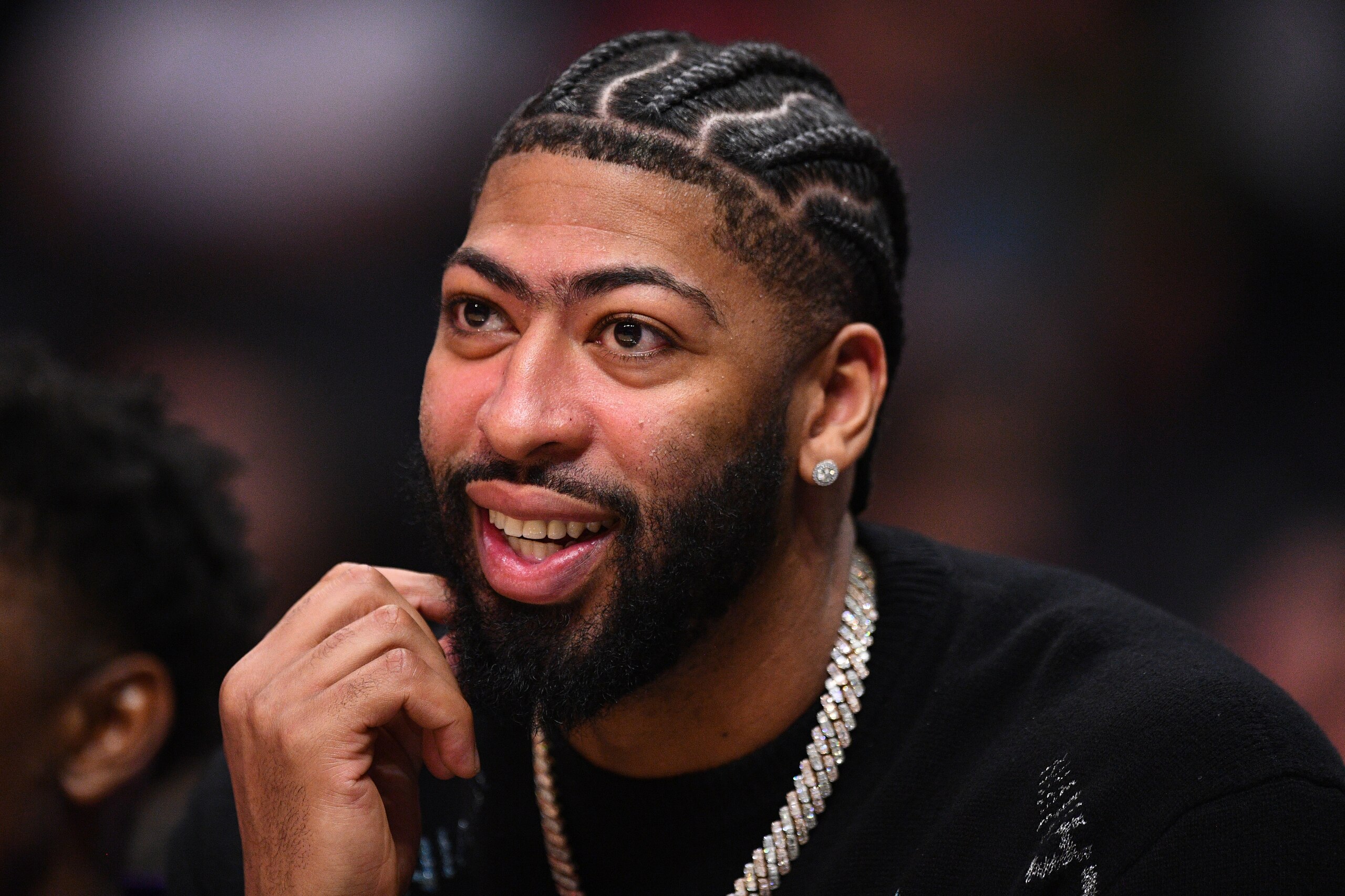 LOS ANGELES, CA - MARCH 03: Los Angeles Lakers Center Anthony Davis (3) looks on from the bench during a NBA game between the Los Angeles Lakers and the Los Angeles Clippers on March 3, 2022 at Crypto.com Arena in Los Angeles, CA. (Photo by Brian Rothmuller/Icon Sportswire via Getty Images) LOS ANGELES, CA - MARCH 03: Los Angeles Lakers Center Anthony Davis (3) looks on from the bench during a NBA game between the Los Angeles Lakers and the Los Angeles Clippers on March 3, 2022 at Crypto.com Arena in Los Angeles, CA. (Photo by Brian Rothmuller/Icon Sportswire via Getty Images)