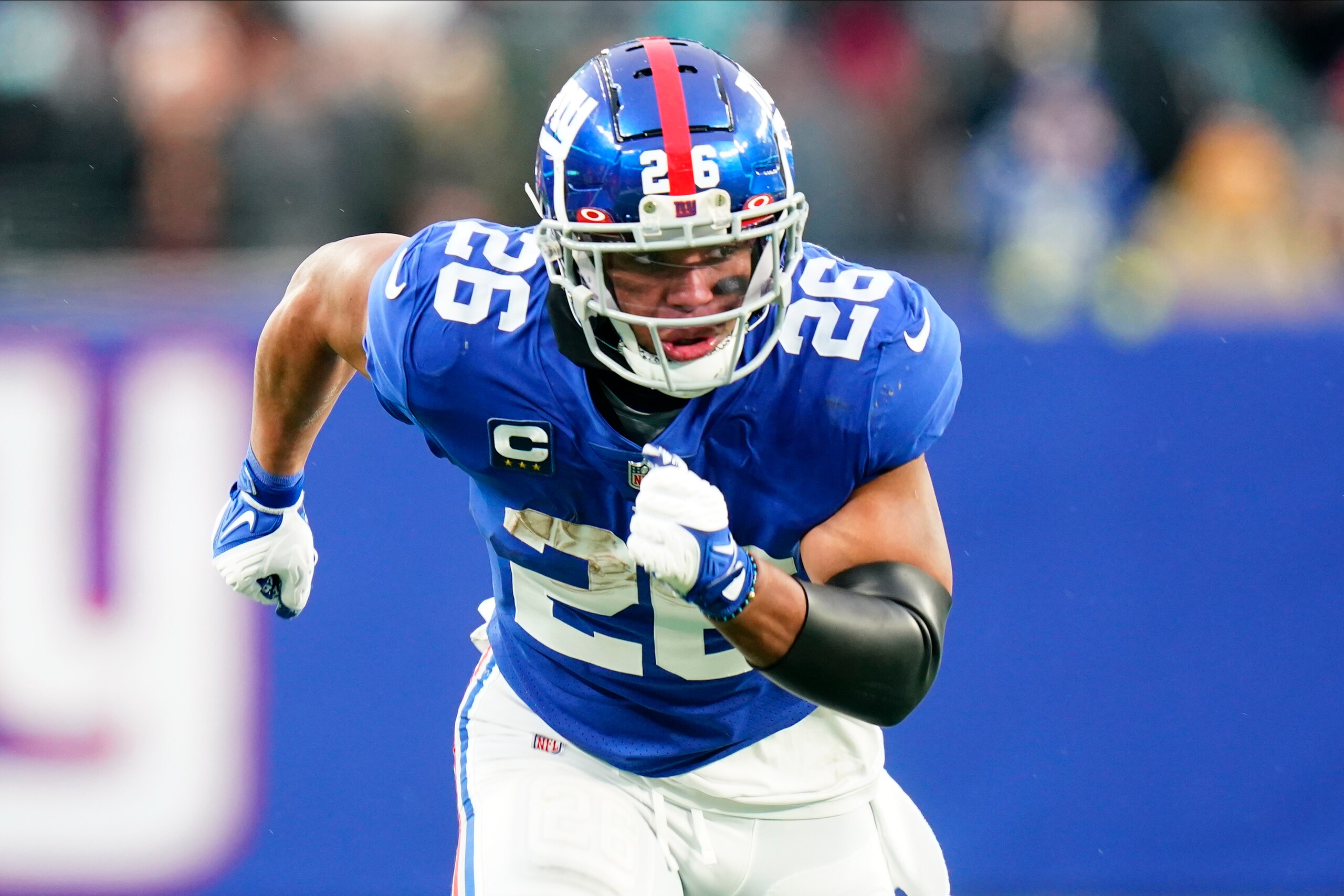 New York Giants running back Saquon Barkley (26) during the fourth quarter of an NFL football game against the Washington Football Team, Sunday, Jan. 9, 2022, in East Rutherford, N.J. (AP Photo/Frank Franklin II)