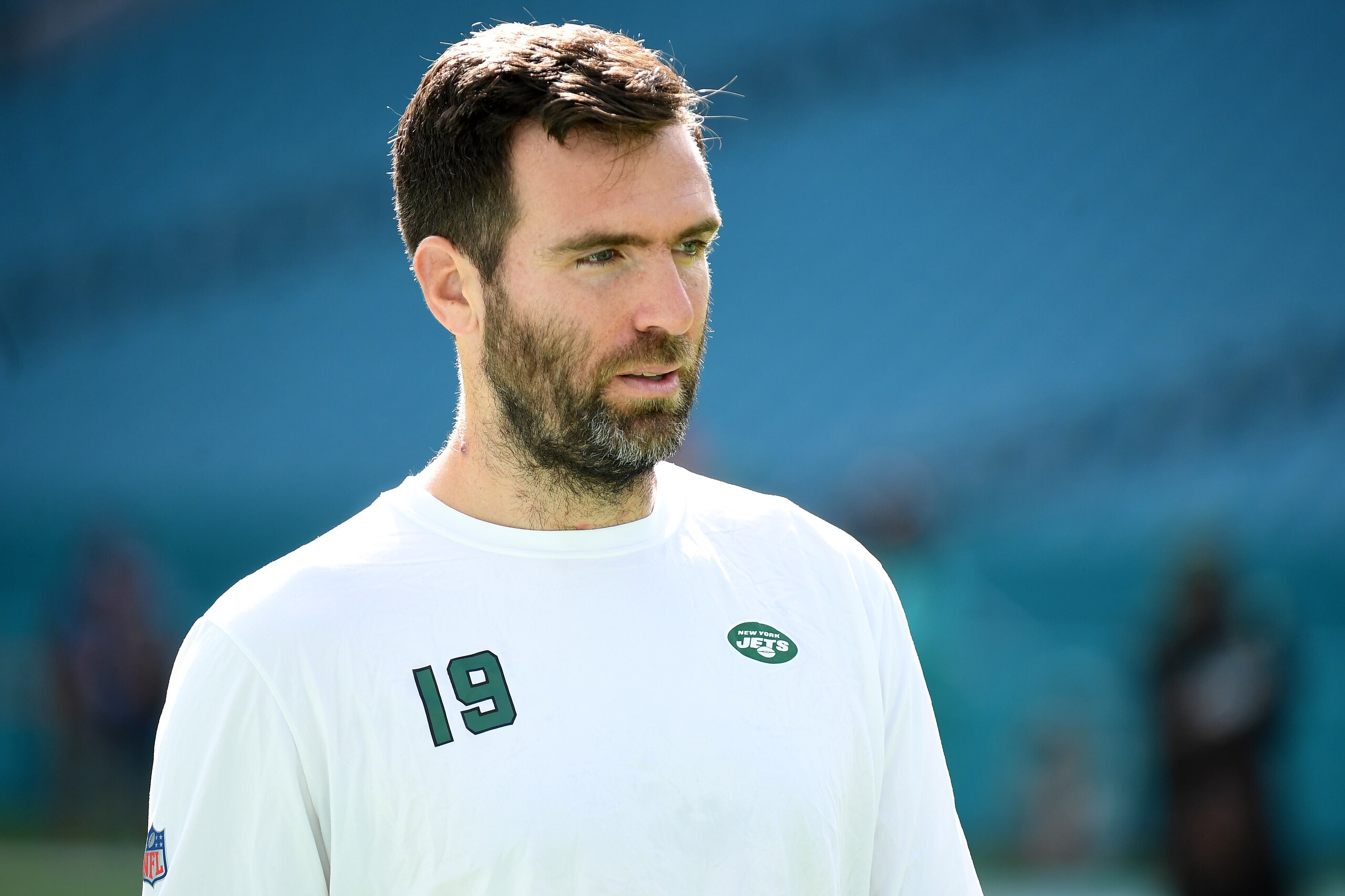 MIAMI GARDENS, FLORIDA - DECEMBER 19: Joe Flacco #19 of the New York Jets looks on during warm-up before the game against the Miami Dolphins at Hard Rock Stadium on December 19, 2021 in Miami Gardens, Florida. (Photo by Eric Espada/Getty Images)