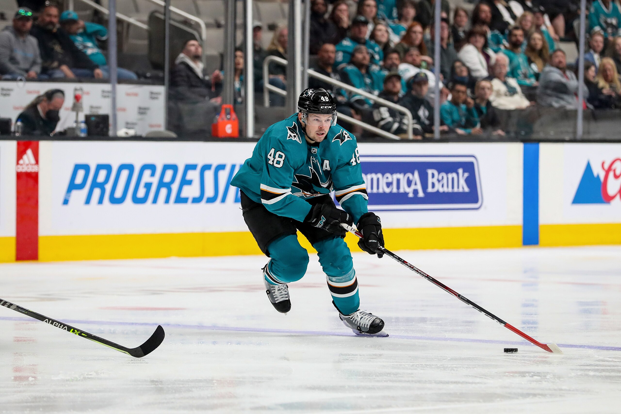 SAN JOSE, CA - MARCH 12:  Tomas Hertl #48 of the San Jose Sharks guides the puck to the goal against the Los Angeles Kings at SAP Center on March 12, 2022 in San Jose, California.(Photo by Kavin Mistry/NHLI)