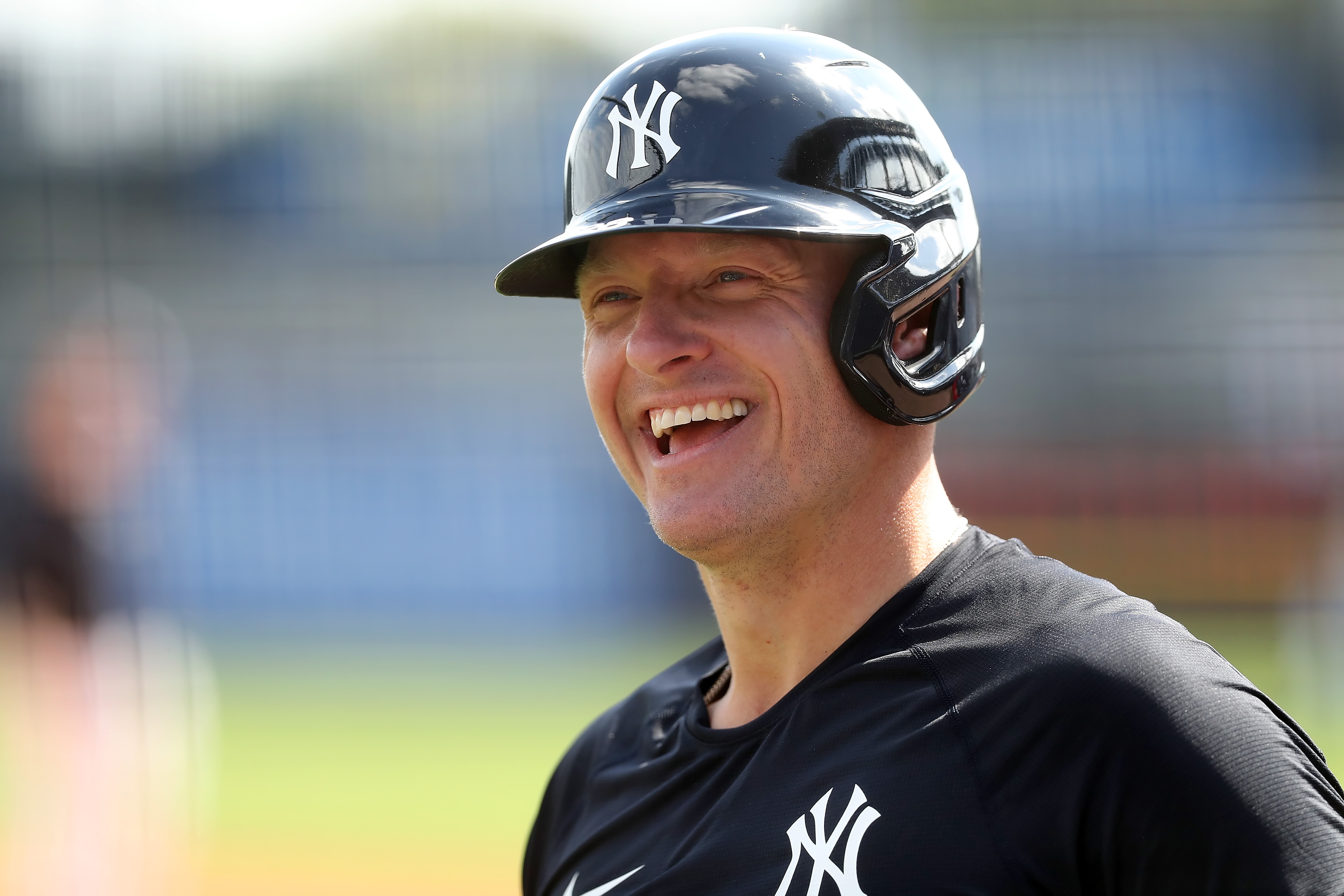TAMPA, FL - MARCH 15: New York Yankees third baseman Josh Donaldson (28) shares a laugh with a couple teammates during the Yankees spring training workout on March 15, 2022, at Steinbrenner Field in Tampa, FL. (Photo by Cliff Welch/Icon Sportswire via Getty Images)