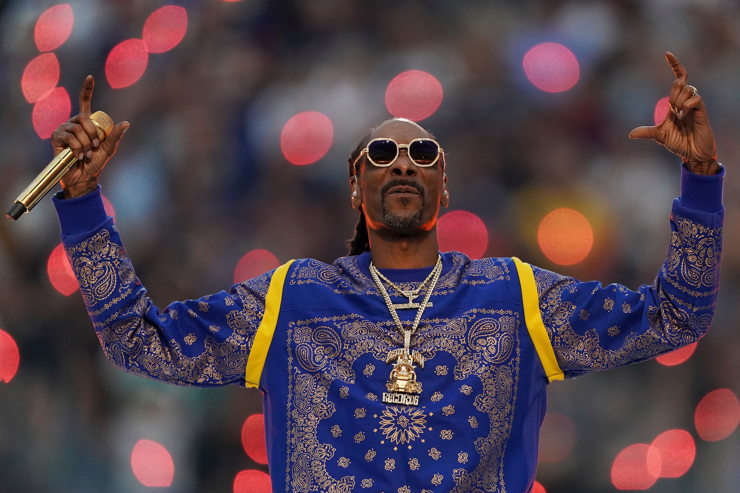 Snoop Dogg performs during halftime of the game between the Los Angeles Rams and Cincinnati Bengals in Super Bowl 56, Sunday, Feb. 13, 2022 in Inglewood, Calif. (AP Photo/Doug Benc) Snoop Dogg performs during halftime of the game between the Los Angeles Rams and Cincinnati Bengals in Super Bowl 56, Sunday, Feb. 13, 2022 in Inglewood, Calif. (AP Photo/Doug Benc)