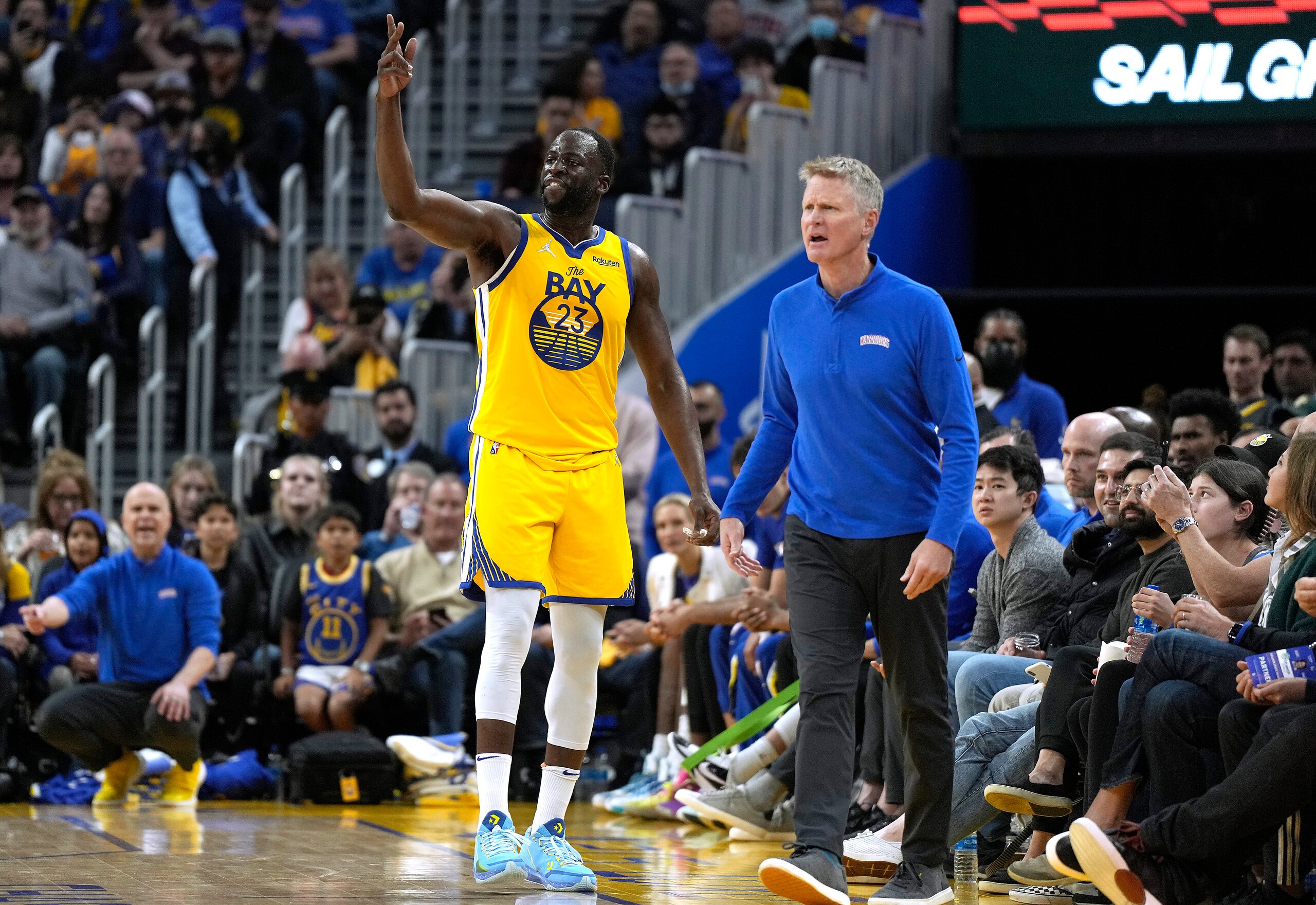 SAN FRANCISCO, CALIFORNIA - MARCH 20: Draymond Green #23 and head coach Steve Kerr of the Golden State Warriors reacts when Green was ejected from the game after receiving his second technical foul against the San Antonio Spurs in the second half at Chase Center on March 20, 2022 in San Francisco, California. NOTE TO USER: User expressly acknowledges and agrees that, by downloading and or using this photograph, User is consenting to the terms and conditions of the Getty Images License Agreement. (Photo by Thearon W. Henderson/Getty Images) SAN FRANCISCO, CALIFORNIA - MARCH 20: Draymond Green #23 and head coach Steve Kerr of the Golden State Warriors reacts when Green was ejected from the game after receiving his second technical foul against the San Antonio Spurs in the second half at Chase Center on March 20, 2022 in San Francisco, California. NOTE TO USER: User expressly acknowledges and agrees that, by downloading and or using this photograph, User is consenting to the terms and conditions of the Getty Images License Agreement. (Photo by Thearon W. Henderson/Getty Images)