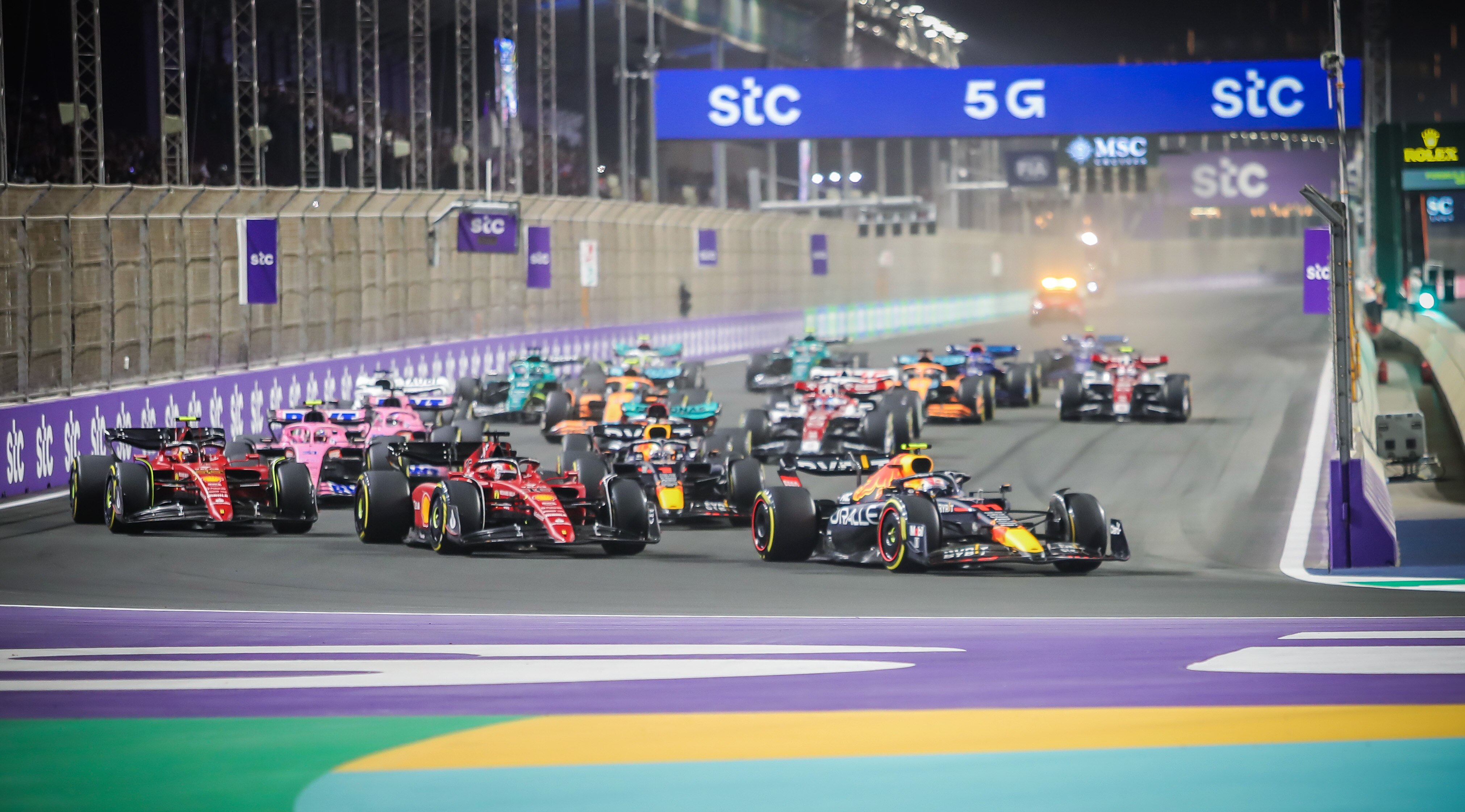 JEDDAH, SAUDI ARABIA â MARCH 27: Pilots compete during the  F1 Grand Prix of Saudi Arabia at 6.1 kilometers long Corniche Track, in Jeddah, Saudi Arabia on March 27, 2022. (Photo by Ayman Yaqoob/Anadolu Agency via Getty Images)
