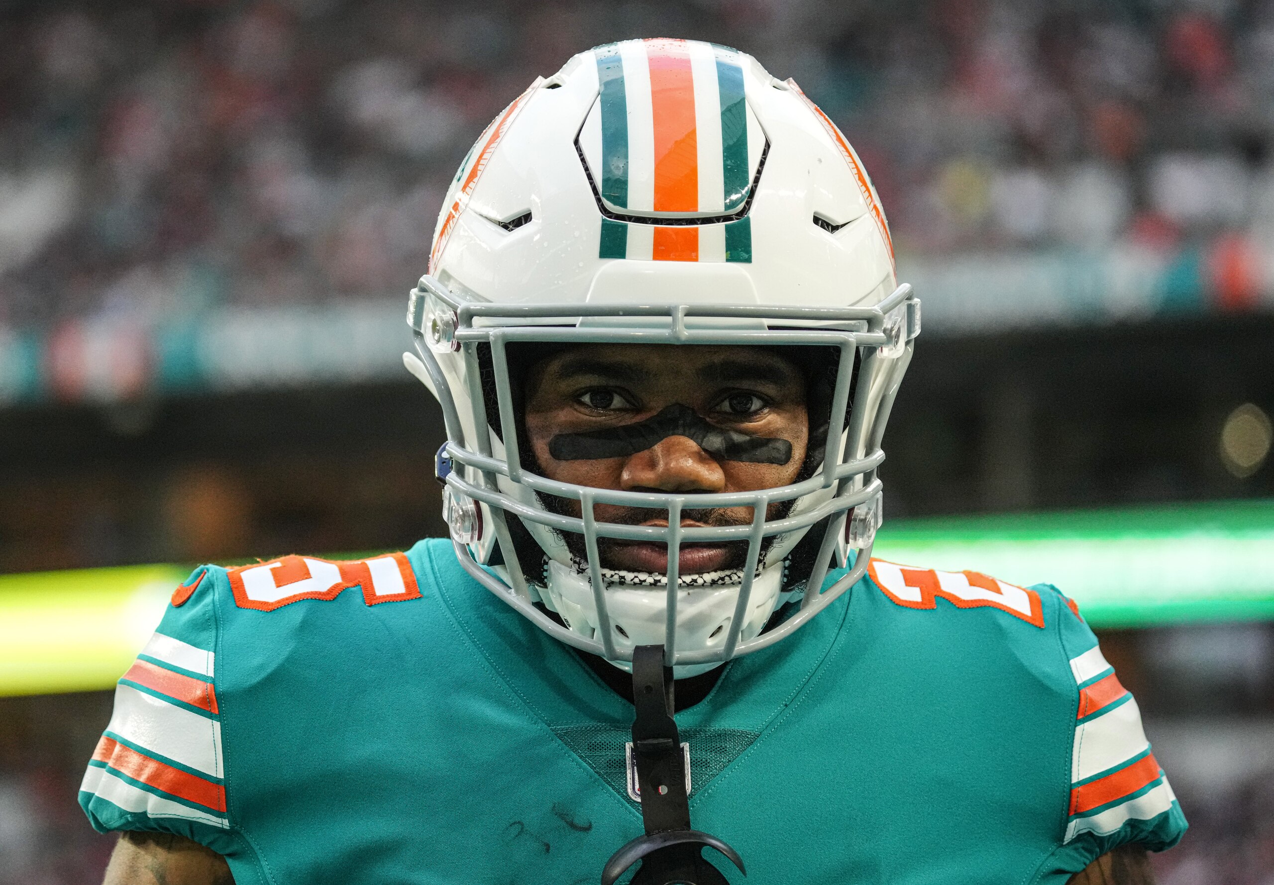 MIAMI GARDENS, FLORIDA - JANUARY 09: Xavien Howard #25 of the Miami Dolphins looks on during the game against the New England Patriots at Hard Rock Stadium on January 09, 2022 in Miami Gardens, Florida. (Photo by Mark Brown/Getty Images) MIAMI GARDENS, FLORIDA - JANUARY 09: Xavien Howard #25 of the Miami Dolphins looks on during the game against the New England Patriots at Hard Rock Stadium on January 09, 2022 in Miami Gardens, Florida. (Photo by Mark Brown/Getty Images)
