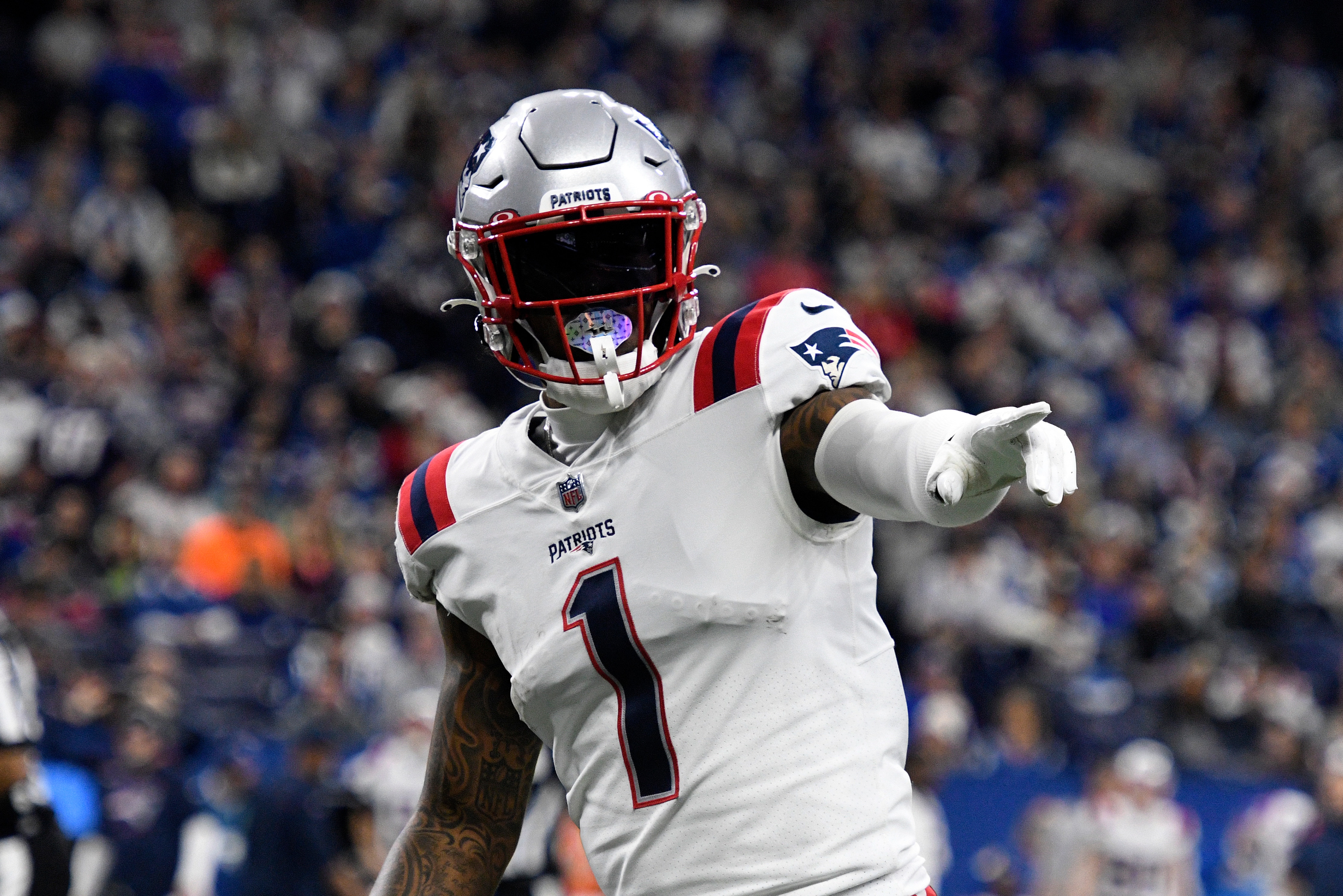 INDIANAPOLIS, IN - DECEMBER 18: New England Patriots Wide Receiver N'Keal Harry (1) points across the field during the NFL football game between the New England Patriots and the Indianapolis Colts on December 18, 2021, at Lucas Oil Stadium in Indianapolis, Indiana. (Photo by Michael Allio/Icon Sportswire via Getty Images)