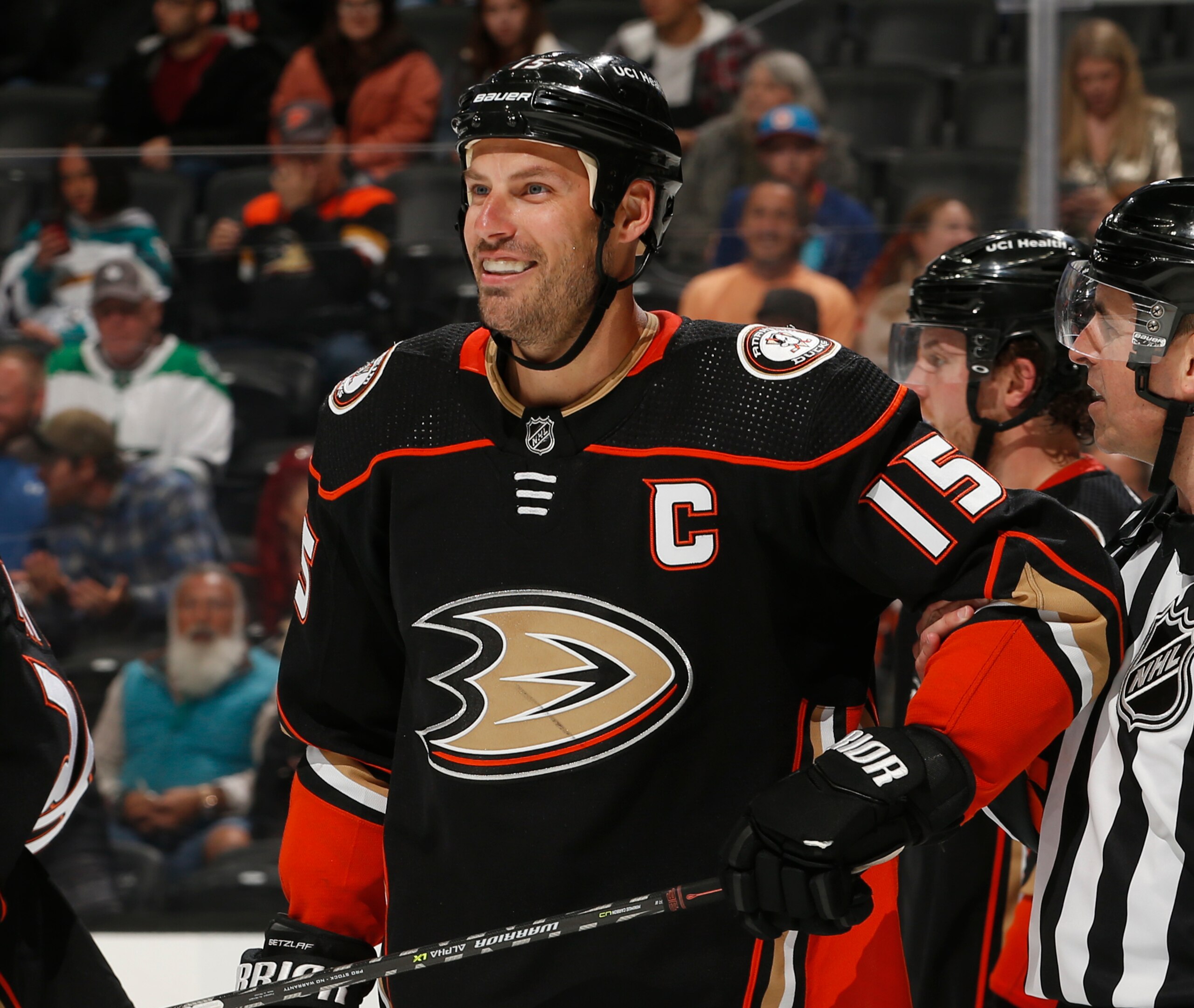 ANAHEIM, CA - MARCH 29: Ryan Getzlaf #15 of the Anaheim Ducks during the second period against the Dallas Stars at Honda Center on March 29, 2022 in Anaheim, California. (Photo by Debora Robinson/NHLI via Getty Images) ANAHEIM, CA - MARCH 29: Ryan Getzlaf #15 of the Anaheim Ducks during the second period against the Dallas Stars at Honda Center on March 29, 2022 in Anaheim, California. (Photo by Debora Robinson/NHLI via Getty Images)