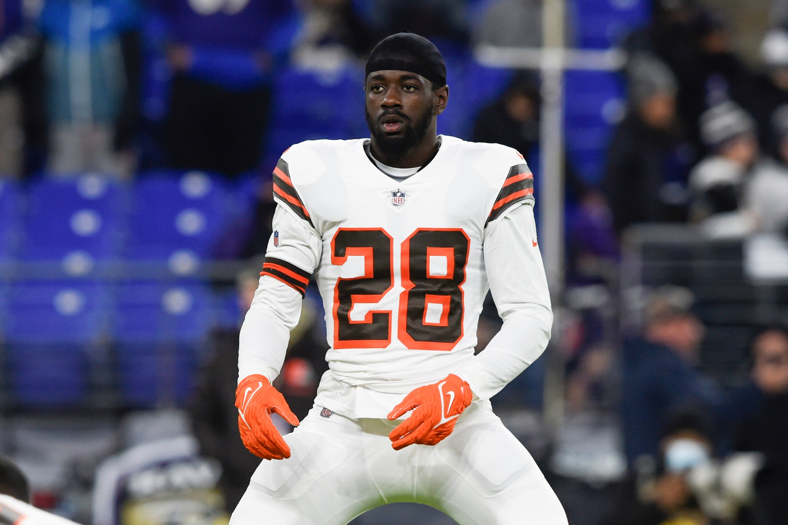 Cleveland Browns outside linebacker Jeremiah Owusu-Koramoah looks on prior to an NFL football game against the Baltimore Ravens, Sunday, Nov. 28, 2021, in Baltimore. (AP Photo/Gail Burton)