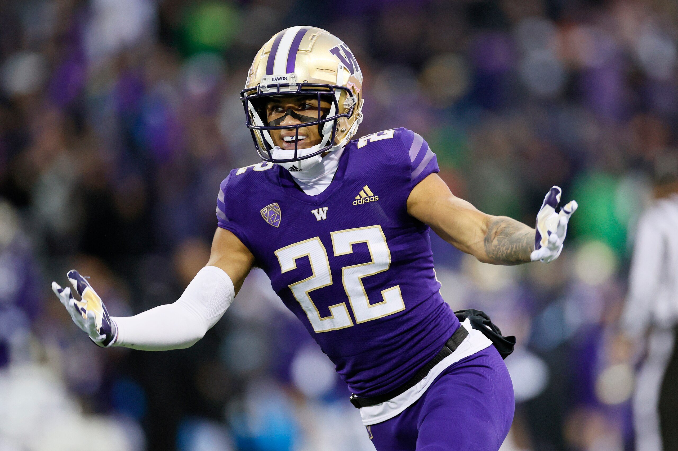 SEATTLE, WASHINGTON - NOVEMBER 06: Trent McDuffie #22 of the Washington Huskies celebrates a safety against the Oregon Ducks during the first quarter at Husky Stadium on November 06, 2021 in Seattle, Washington. (Photo by Steph Chambers/Getty Images) SEATTLE, WASHINGTON - NOVEMBER 06: Trent McDuffie #22 of the Washington Huskies celebrates a safety against the Oregon Ducks during the first quarter at Husky Stadium on November 06, 2021 in Seattle, Washington. (Photo by Steph Chambers/Getty Images)