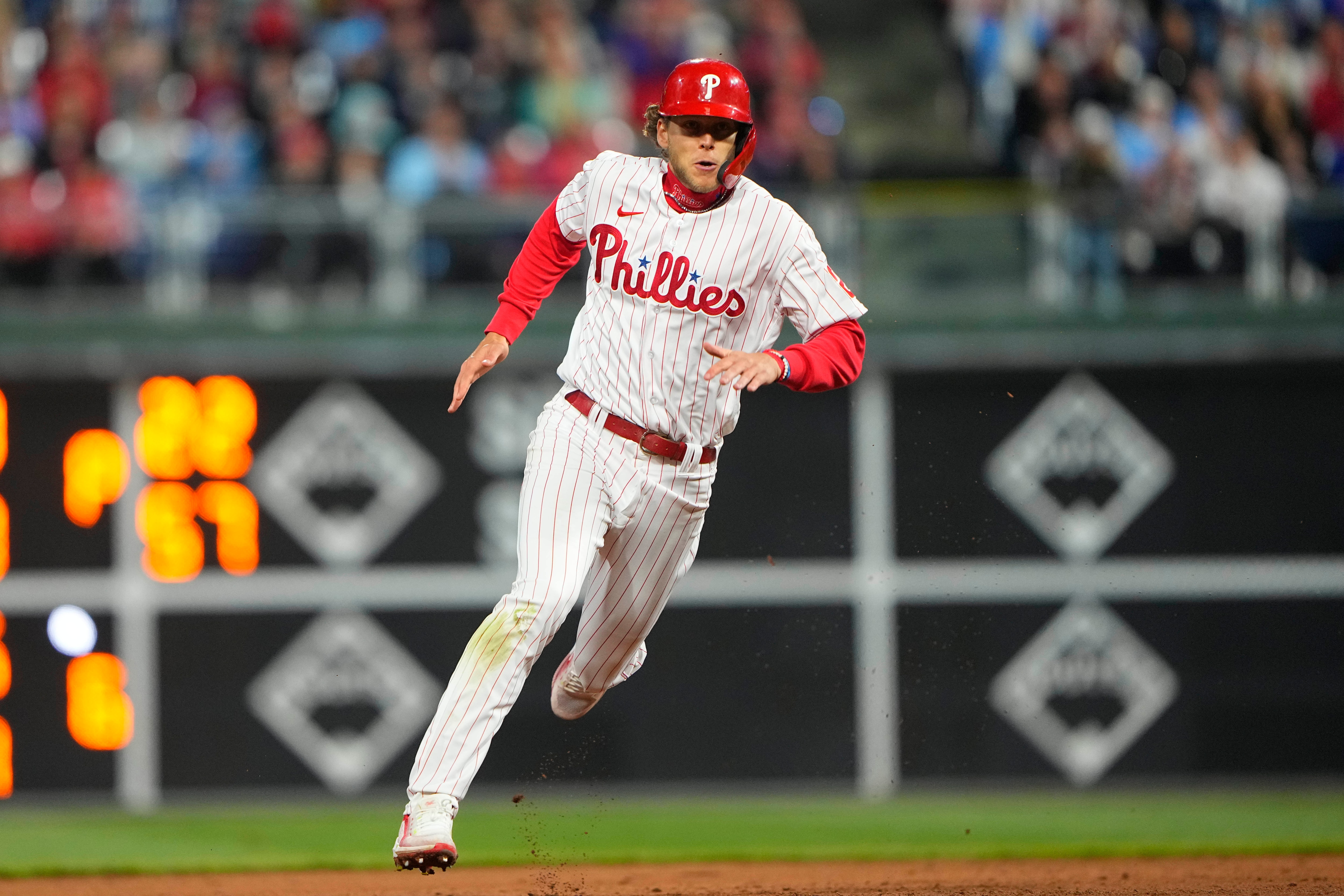 PHILADELPHIA, PA - APRIL 11: Philadelphia Phillies Third Baseman Alec Bohm (28) runs to third base on Philadelphia Phillies Third Baseman Johan Camargo (7) (not pictured) single during the eighth inning of the Major League Baseball game between the New York Mets and the Philadelphia Phillies on April 11, 2022, at Citizens Bank Park in Philadelphia, PA. (Photo by Gregory Fisher/Icon Sportswire via Getty Images)