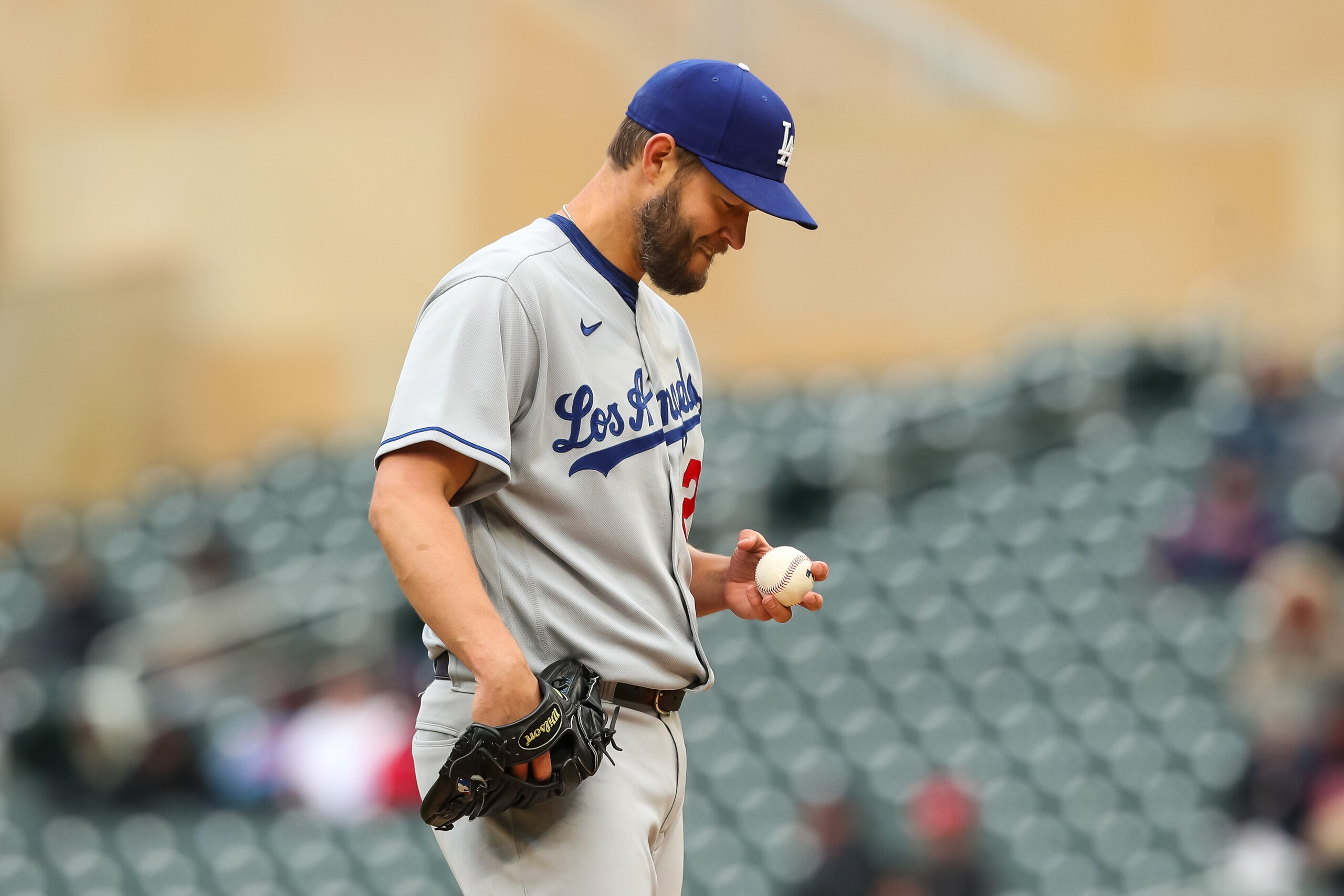 MINNEAPOLIS, MN - APRIL 13: Clayton Kershaw #22 of the Los Angeles Dodgers prepares to pitch against the Minnesota Twins in the sixth inning of the game at Target Field on April 13, 2022 in Minneapolis, Minnesota. The Twins defeated the Dodgers 7-0. (Photo by David Berding/Getty Images)