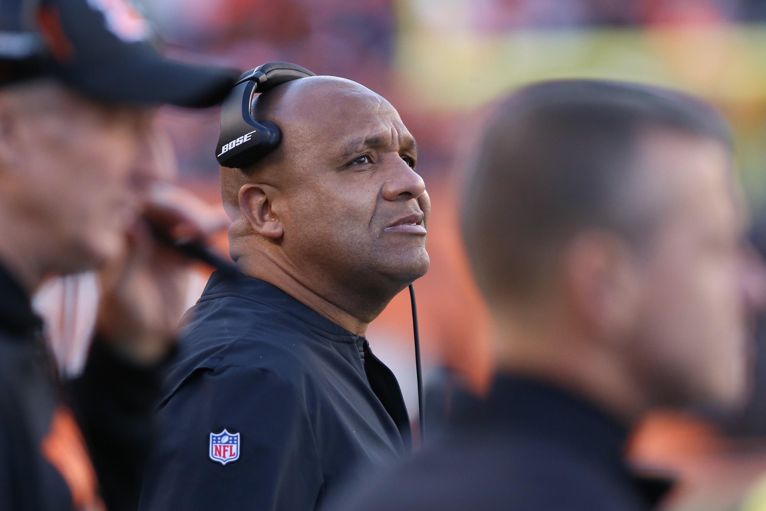 CINCINNATI, OH - DECEMBER 02: Special assistant to the head coach Hue Jackson looks at the scoreboard during the game against the Denver Broncos and the Cincinnati Bengals on December 2nd 2018, at Paul Brown Stadium in Cincinnati, OH. (Photo by Ian Johnson/Icon Sportswire via Getty Images)