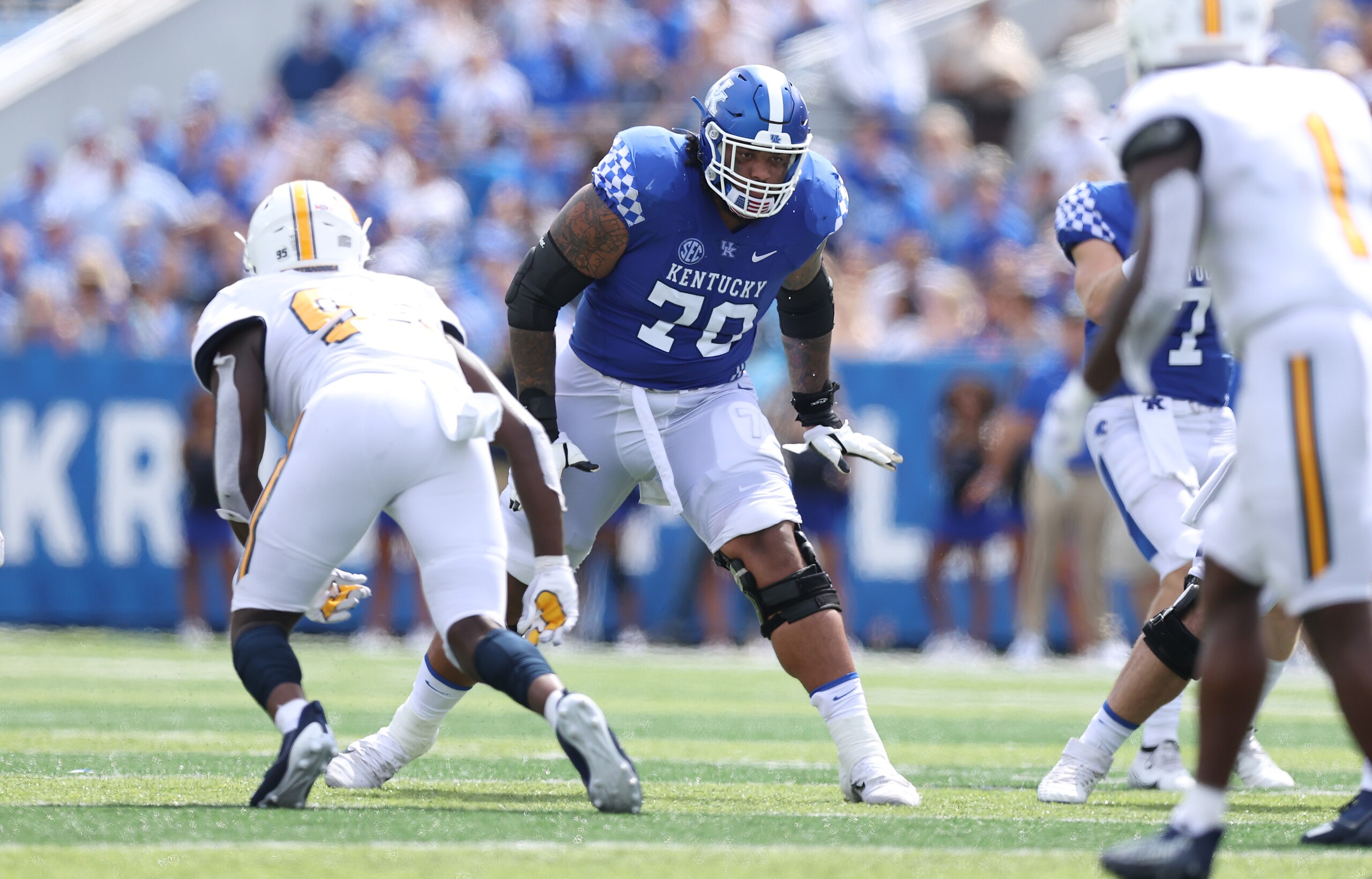LEXINGTON, KENTUCKY - SEPTEMBER 18: Darian Kinnard #70 of the Kentucky Wildcats against Chattanooga Mocs at Kroger Field on September 18, 2021 in Lexington, Kentucky. (Photo by Andy Lyons/Getty Images) LEXINGTON, KENTUCKY - SEPTEMBER 18: Darian Kinnard #70 of the Kentucky Wildcats against Chattanooga Mocs at Kroger Field on September 18, 2021 in Lexington, Kentucky. (Photo by Andy Lyons/Getty Images)