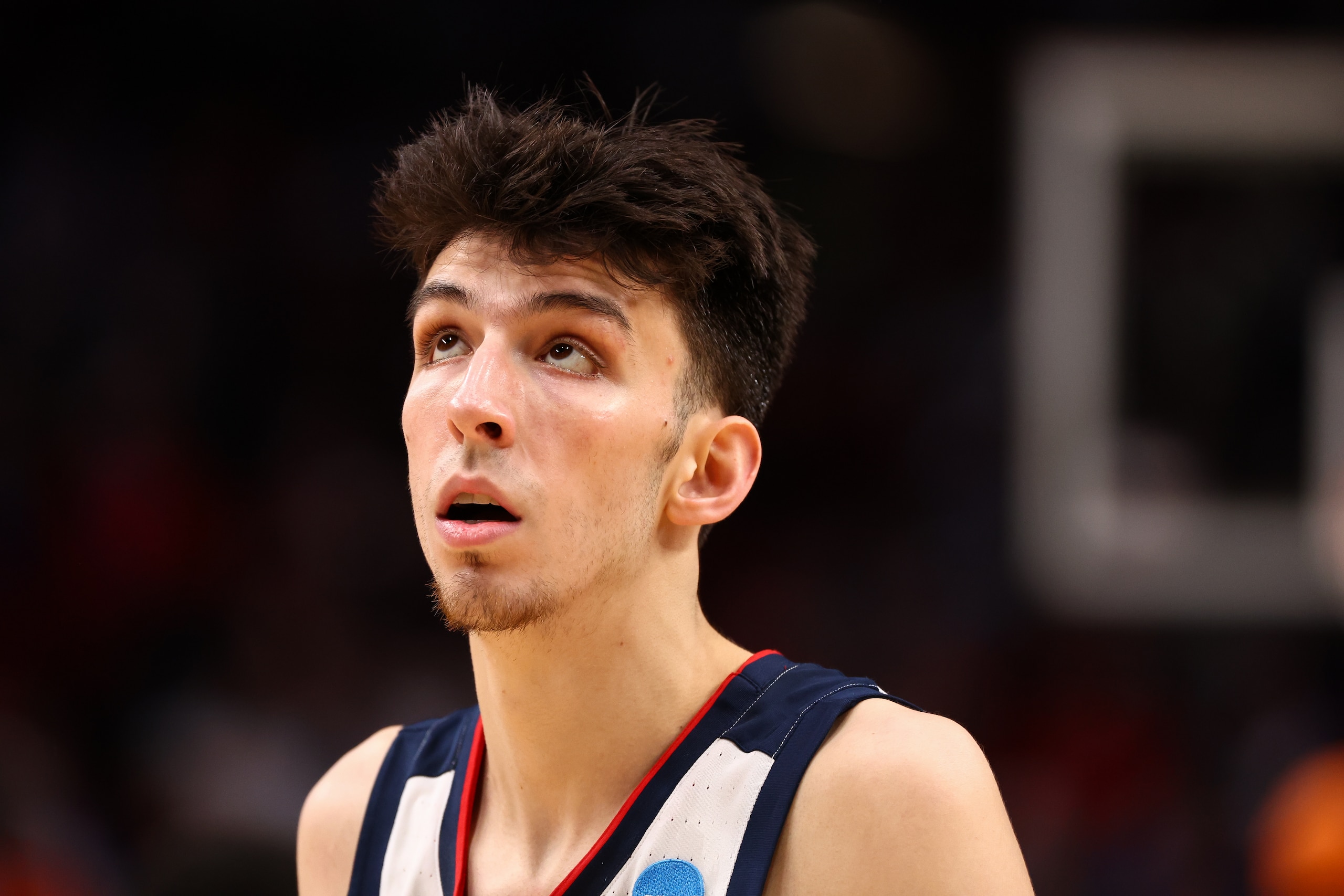 PORTLAND, OR - MARCH 17: Chet Holmgren #34 of Gonzaga Bulldogs looks up while taking on the Georgia State Panthers during the first round of the 2022 NCAA Men's Basketball Tournament held at the Moda Center on March 17, 2022 in Portland, Oregon. (Photo by Jamie Schwaberow/NCAA Photos via Getty Images)