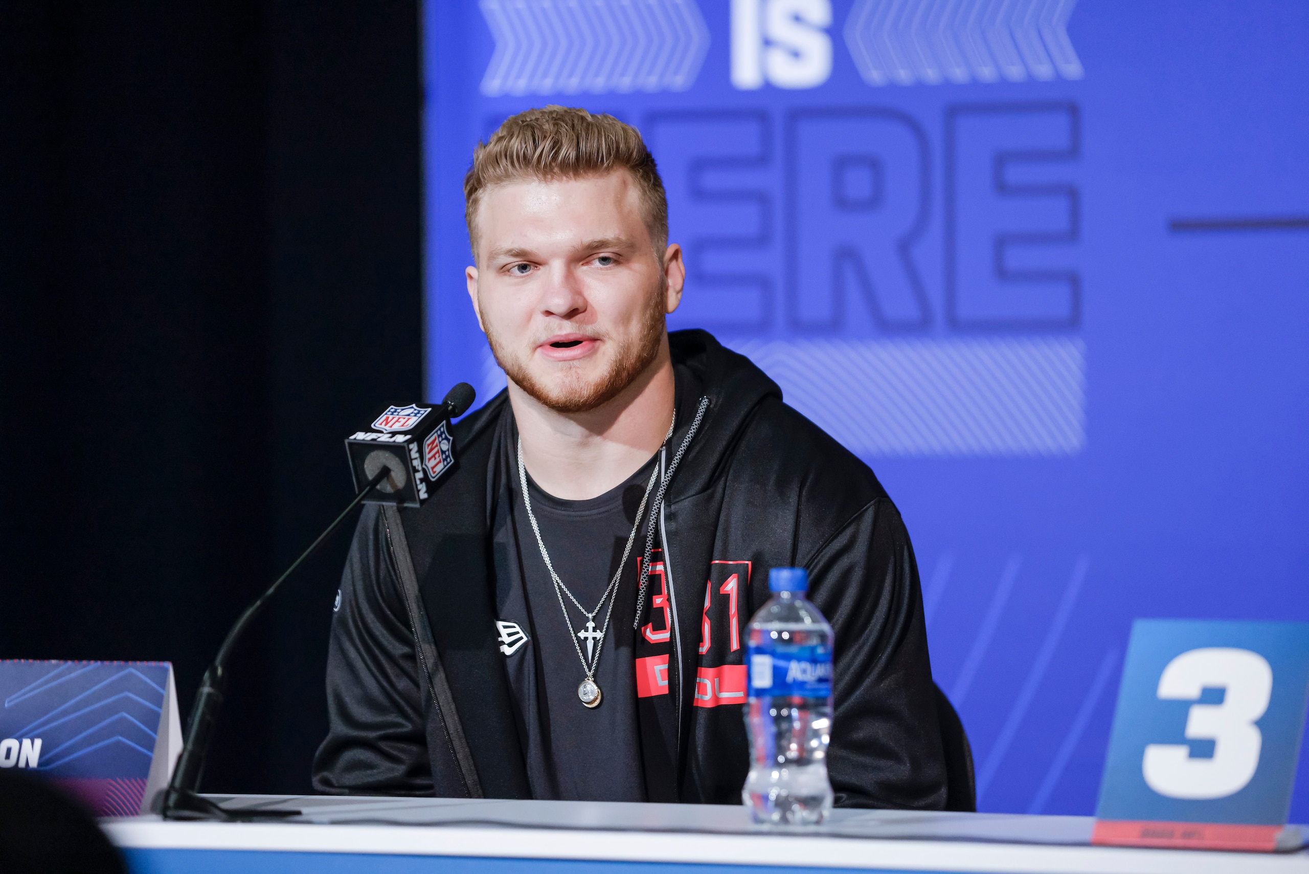 INDIANAPOLIS, IN - MAR 04: Aidan Hutchinson #DL31 of the Michigan Wolverines speaks to reporters during the NFL Draft Combine at the Indiana Convention Center on March 4, 2022 in Indianapolis, Indiana. (Photo by Michael Hickey/Getty Images)