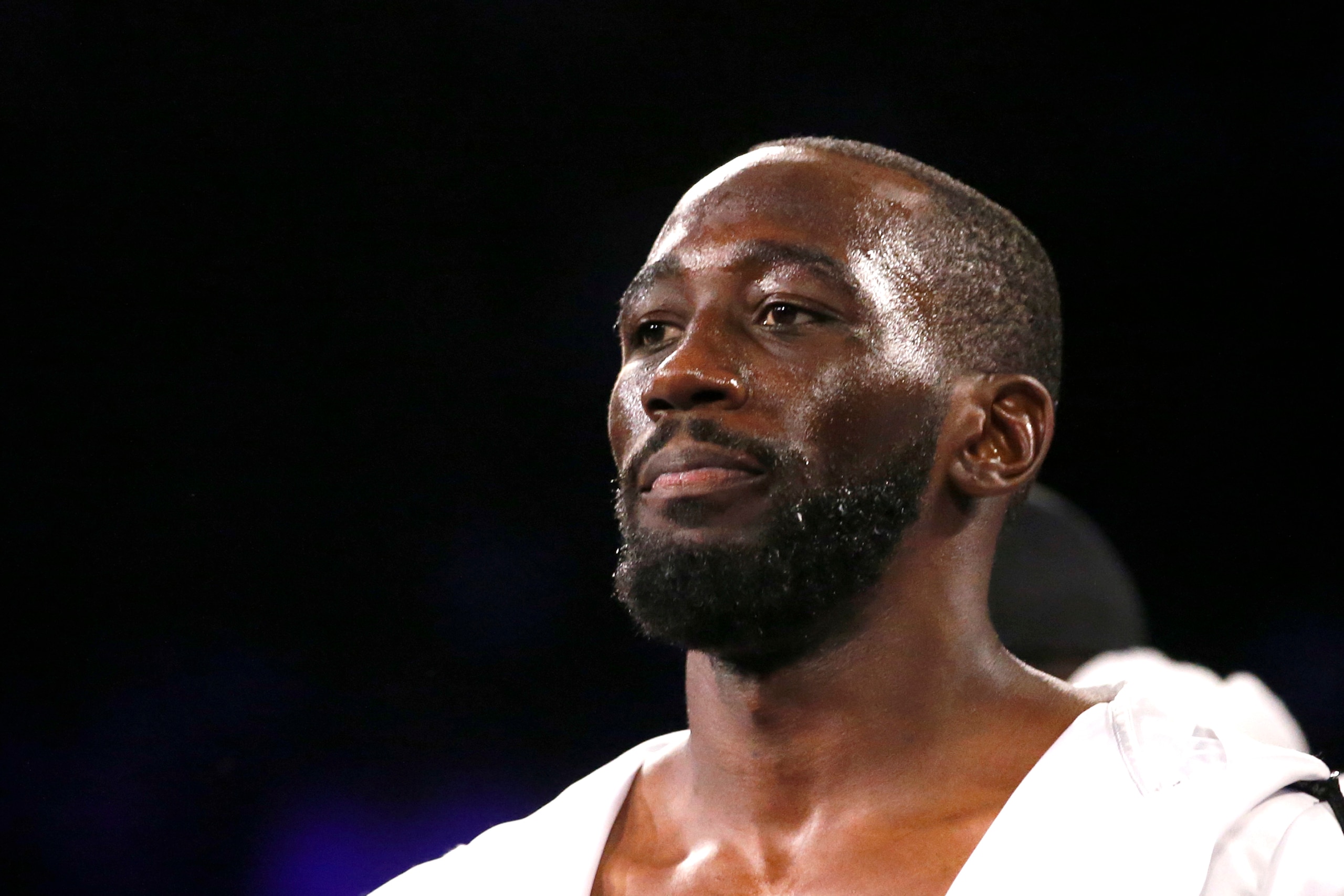 LAS VEGAS, NEVADA - NOVEMBER 20: WBO champion Terence Crawford waits for the start of a welterweight title fight against Shawn Porter at Michelob ULTRA Arena on November 20, 2021 in Las Vegas, Nevada.  (Photo by Steve Marcus/Getty Images)