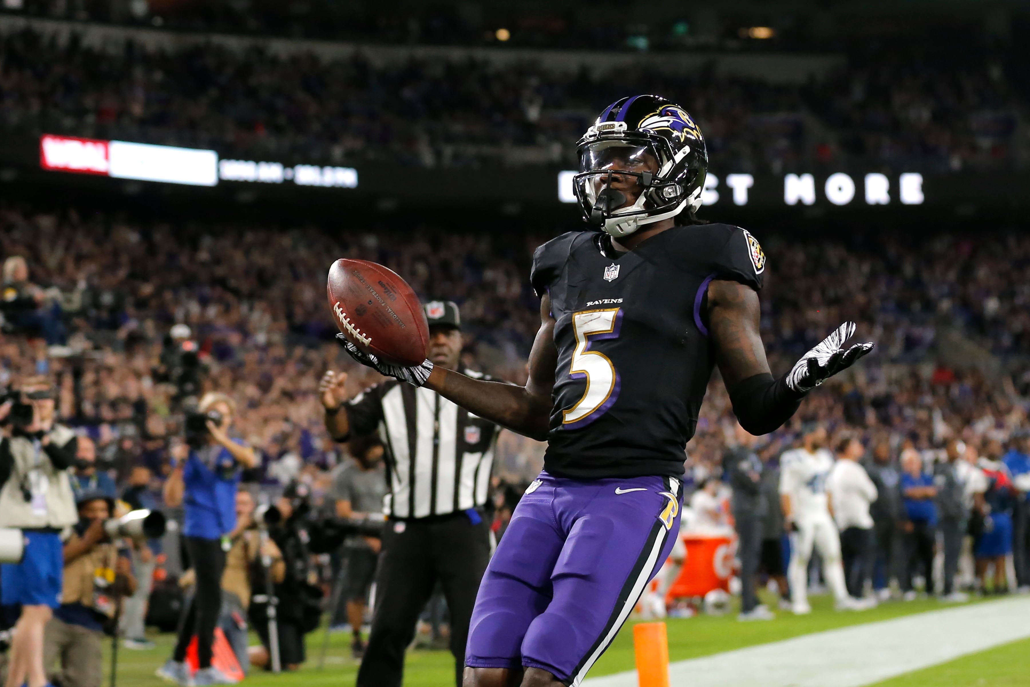 BALTIMORE, MD - OCTOBER 11: Baltimore Ravens Wide Receiver Marquise Brown (5) celebrates his touchdown during and NFL game between the Indianapolis Colts and Baltimore Ravens on October 11, 2021at M&T Stadium in Baltimore Maryland.(Photo by Jeffrey Brown/Icon Sportswire via Getty Images)