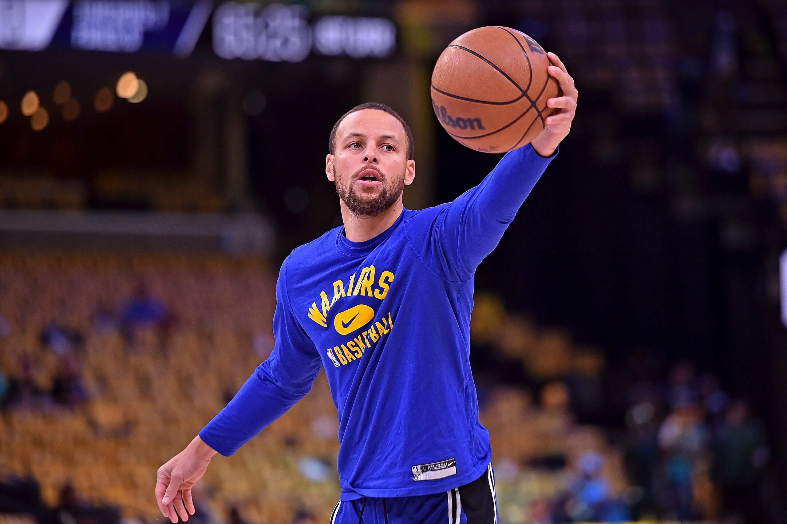 MEMPHIS, TENNESSEE - MAY 01: Stephen Curry #30 of the Golden State Warriors warms up before Game One of the Western Conference Semifinals against the Memphis Grizzlies at FedExForum on May 01, 2022 in Memphis, Tennessee. NOTE TO USER: User expressly acknowledges and agrees that, by downloading and or using this photograph, User is consenting to the terms and conditions of the Getty Images License Agreement. (Photo by Justin Ford/Getty Images) MEMPHIS, TENNESSEE - MAY 01: Stephen Curry #30 of the Golden State Warriors warms up before Game One of the Western Conference Semifinals against the Memphis Grizzlies at FedExForum on May 01, 2022 in Memphis, Tennessee. NOTE TO USER: User expressly acknowledges and agrees that, by downloading and or using this photograph, User is consenting to the terms and conditions of the Getty Images License Agreement. (Photo by Justin Ford/Getty Images)