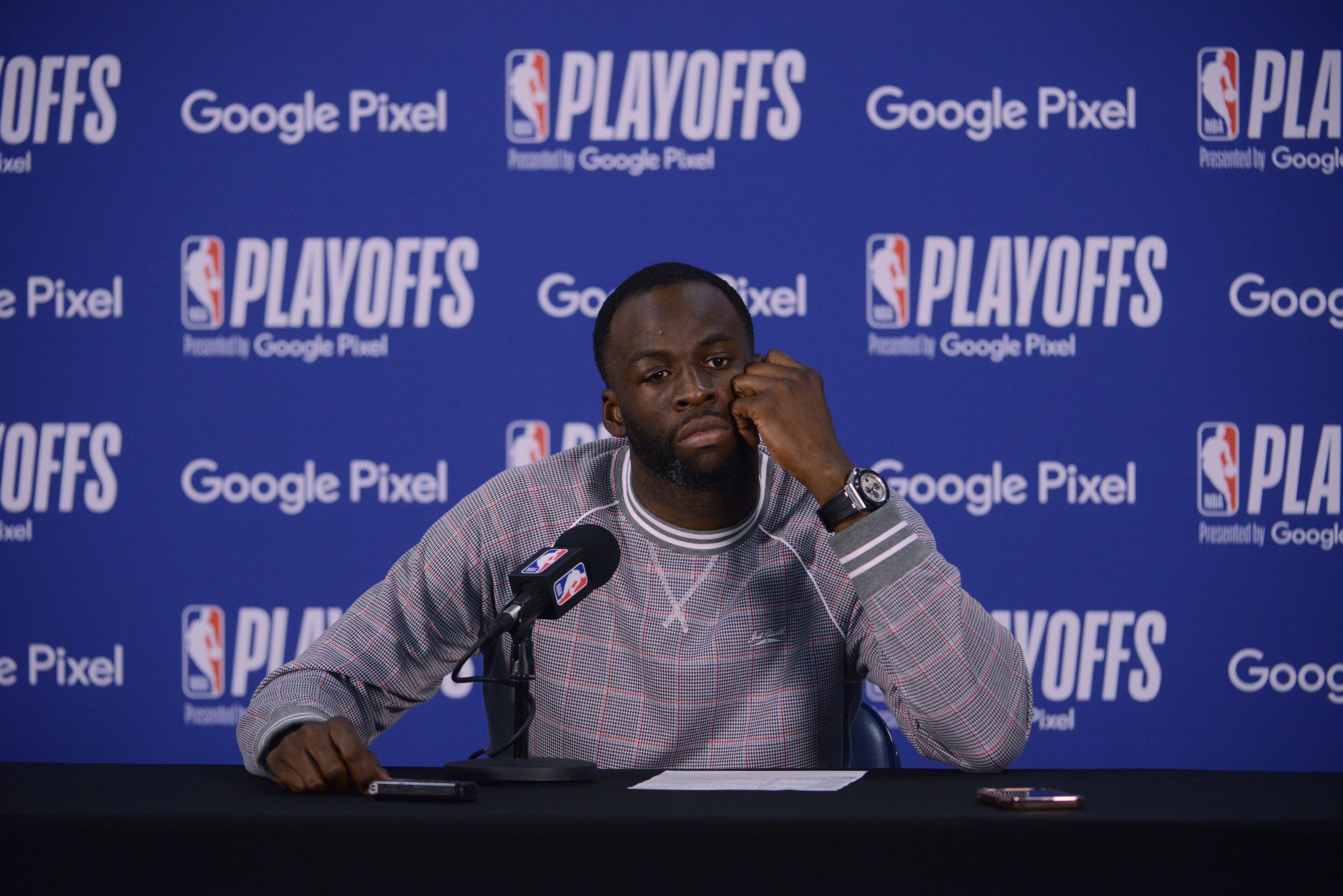 MEMPHIS, TN - MAY 3: Draymond Green #23 of the Golden State Warriors talks to the media after Game 2 of the 2022 NBA Playoffs Western Conference Semifinals on May 3, 2022 at FedExForum in Memphis, Tennessee. NOTE TO USER: User expressly acknowledges and agrees that, by downloading and or using this photograph, user is consenting to the terms and conditions of Getty Images License Agreement. Mandatory Copyright Notice: Copyright 2022 NBAE (Photo by Noah Graham/NBAE via Getty Images) MEMPHIS, TN - MAY 3: Draymond Green #23 of the Golden State Warriors talks to the media after Game 2 of the 2022 NBA Playoffs Western Conference Semifinals on May 3, 2022 at FedExForum in Memphis, Tennessee. NOTE TO USER: User expressly acknowledges and agrees that, by downloading and or using this photograph, user is consenting to the terms and conditions of Getty Images License Agreement. Mandatory Copyright Notice: Copyright 2022 NBAE (Photo by Noah Graham/NBAE via Getty Images)