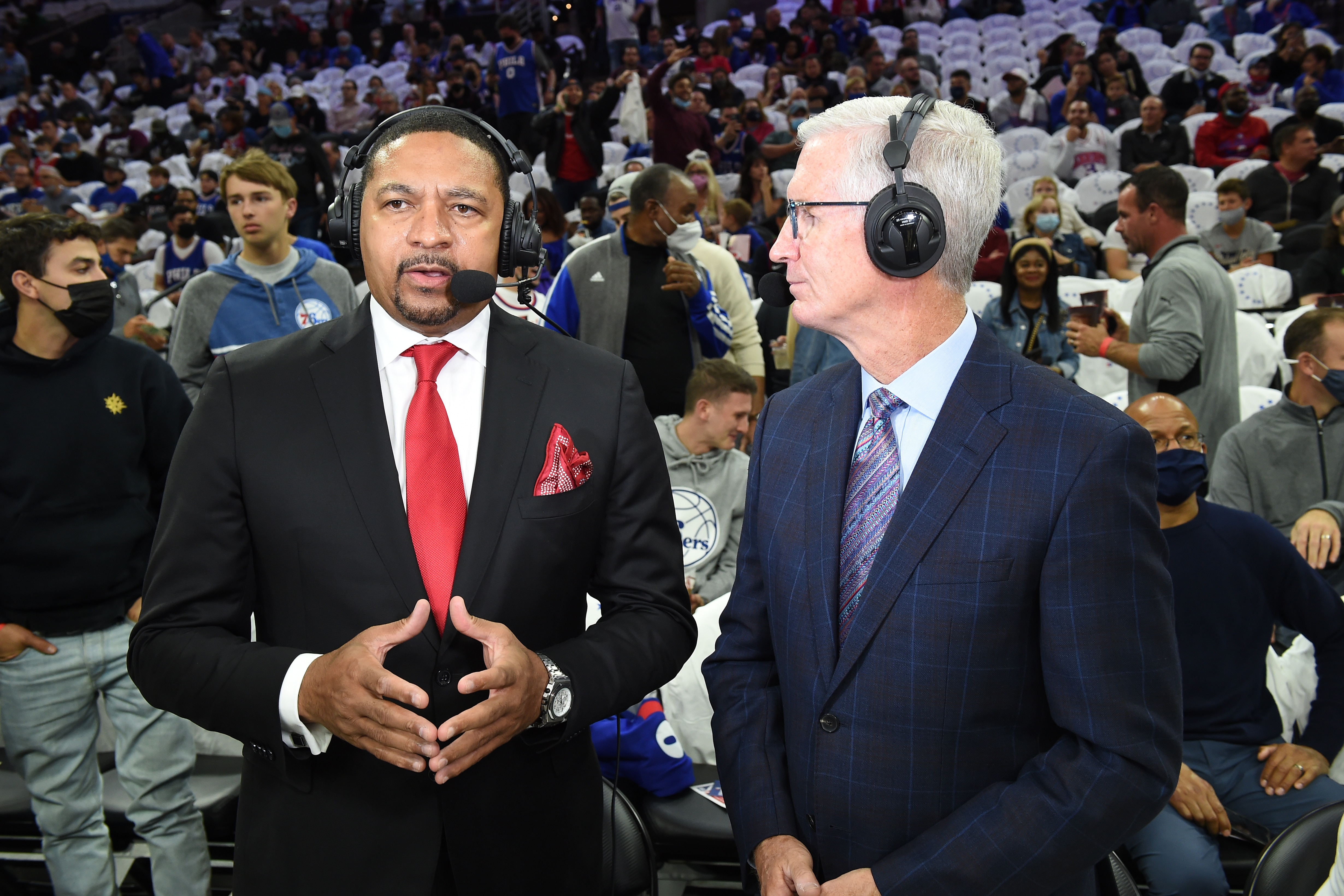 PHILADELPHIA, PA - OCTOBER 22: ESPN NBA Commentators Mark Jackson and Mike Breen seen prior to a game between the Brooklyn Nets and the Philadelphia 76ers on October 22, 2021 at Wells Fargo Center in Philadelphia, Pennsylvania. NOTE TO USER: User expressly acknowledges and agrees that, by downloading and/or using this Photograph, user is consenting to the terms and conditions of the Getty Images License Agreement. Mandatory Copyright Notice: Copyright 2021 NBAE (Photo by David Dow/NBAE via Getty Images)