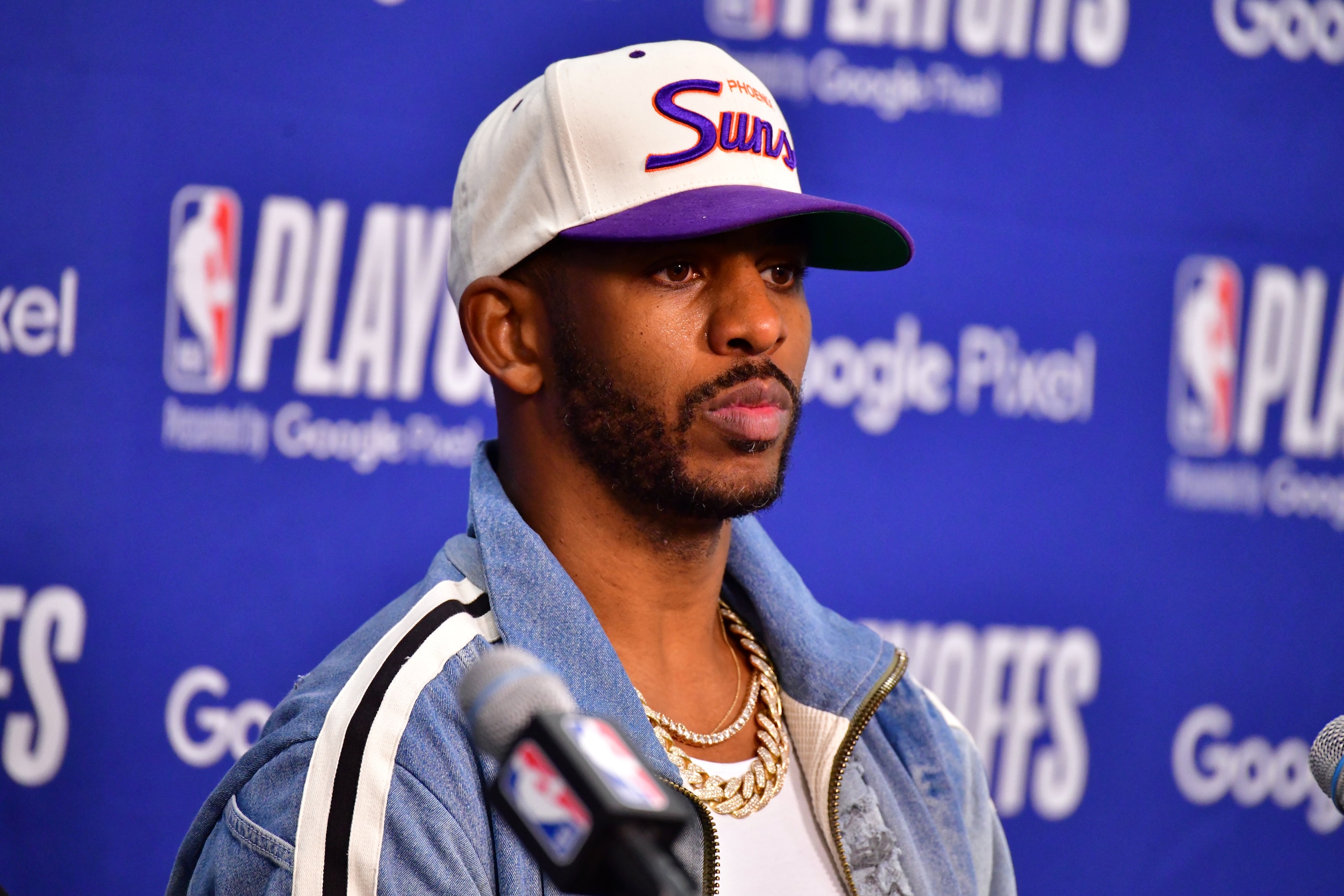 PHOENIX, AZ - MAY 4: Chris Paul #3 of the Phoenix Suns talks to the media after the game against the Dallas Mavericks during Game 2 of the 2022 NBA Playoffs Western Conference Semifinals on May 4, 2022 at Footprint Center in Phoenix, Arizona. NOTE TO USER: User expressly acknowledges and agrees that, by downloading and or using this photograph, user is consenting to the terms and conditions of the Getty Images License Agreement. Mandatory Copyright Notice: Copyright 2022 NBAE (Photo by Barry Gossage/NBAE via Getty Images)