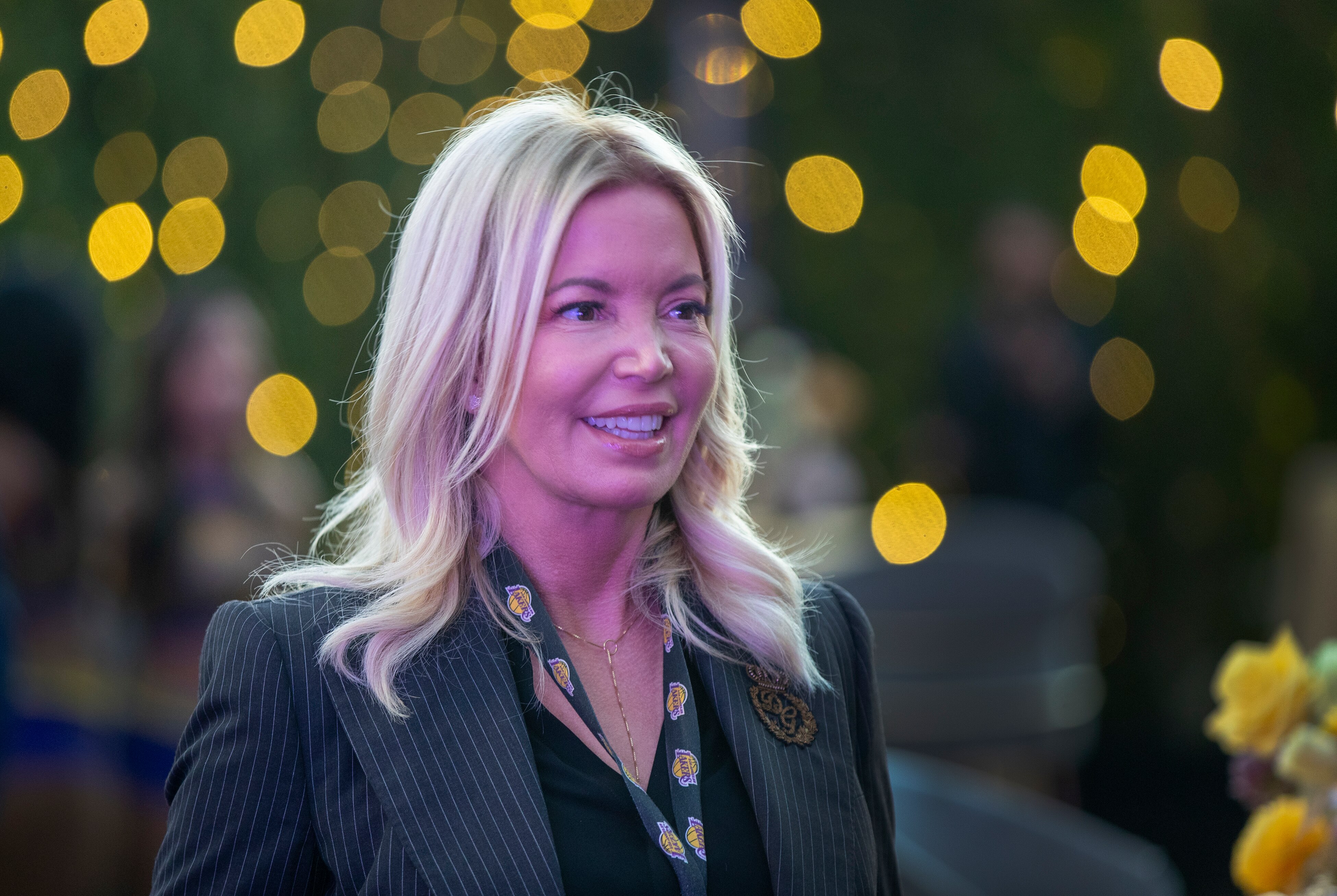 EL SEGUNDO, CA - September 20: Jeanie Buss, CEO / Governor / Co-owner of the Los Angeles Lakers, appears as the Lakers host a 2021-2022 season kick-off event to unveil and announce a new global marketing partnership with Bibigo, which will appear on the Lakers jersey at the UCLA Health Training Center in El Segundo on Monday, Sept. 20, 2021. (Allen J. Schaben / Los Angeles Times via Getty Images)