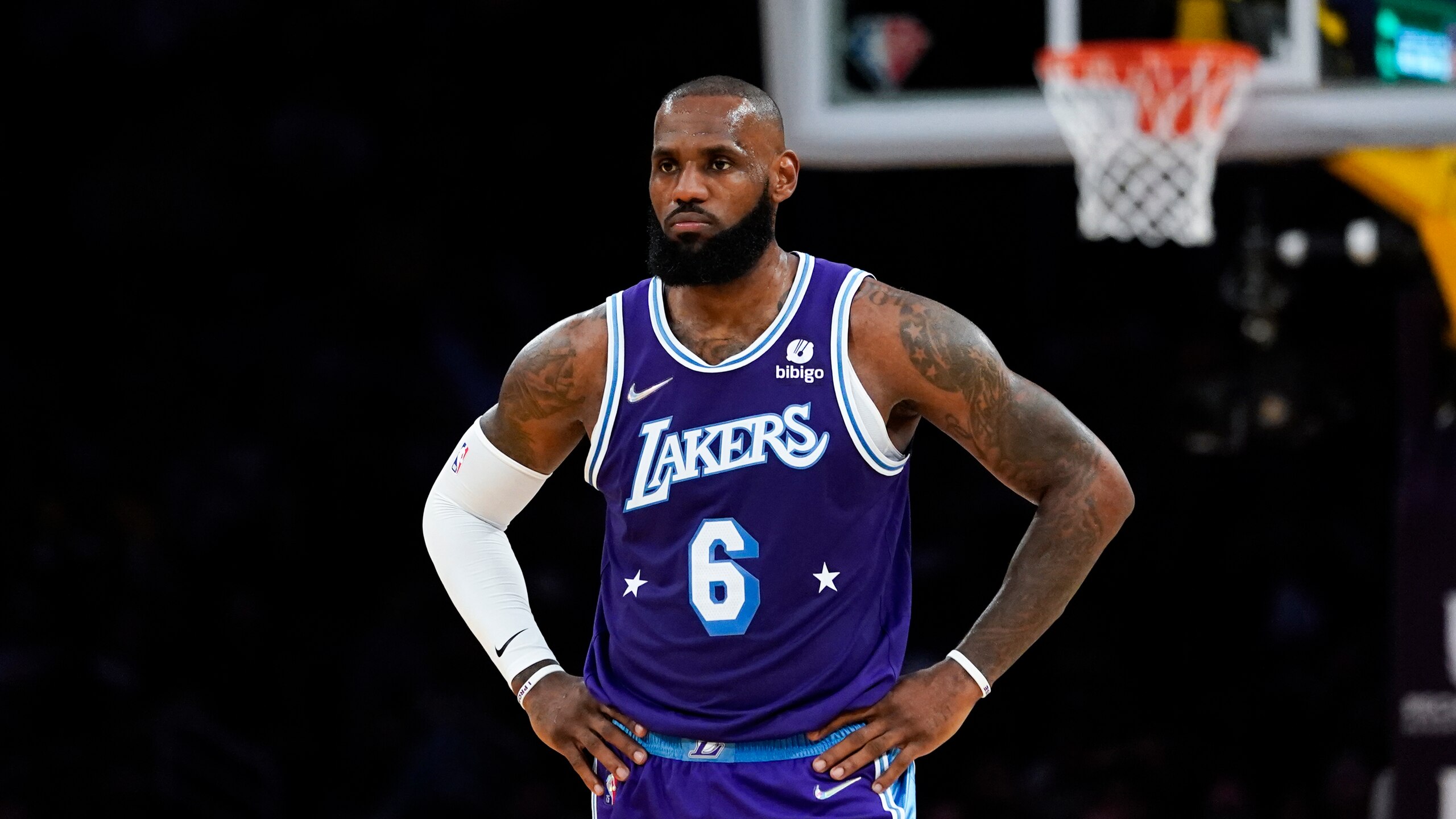 Los Angeles Lakers forward LeBron James (6) stands on the court during an NBA basketball game against the New Orleans Pelicans in Los Angeles, Friday, April 1, 2022. (AP Photo/Ashley Landis) Los Angeles Lakers forward LeBron James (6) stands on the court during an NBA basketball game against the New Orleans Pelicans in Los Angeles, Friday, April 1, 2022. (AP Photo/Ashley Landis)