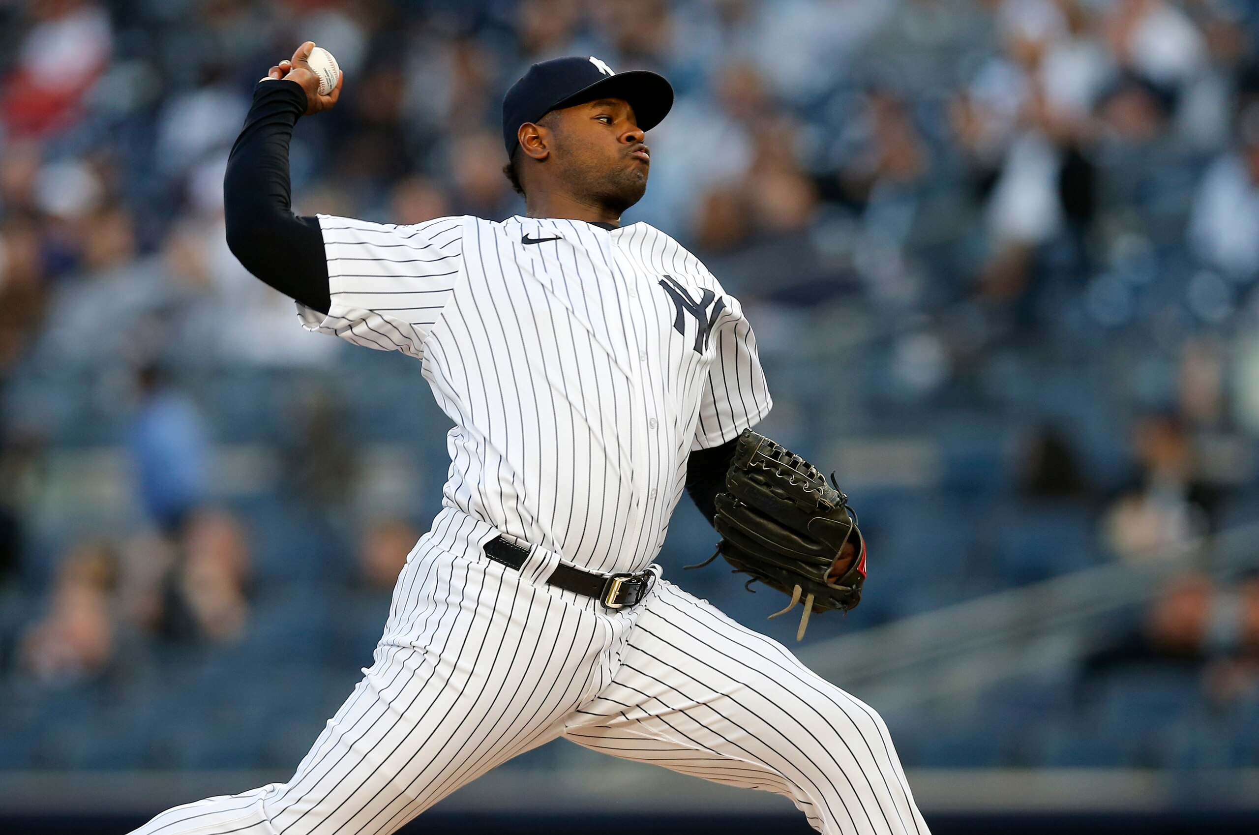 NEW YORK, NEW YORK - MAY 10:  Luis Severino #40 of the New York Yankees in action against the Toronto Blue Jays at Yankee Stadium on May 10, 2022 in New York City. The Yankees defeated the Blue Jays 6-5. (Photo by Jim McIsaac/Getty Images)