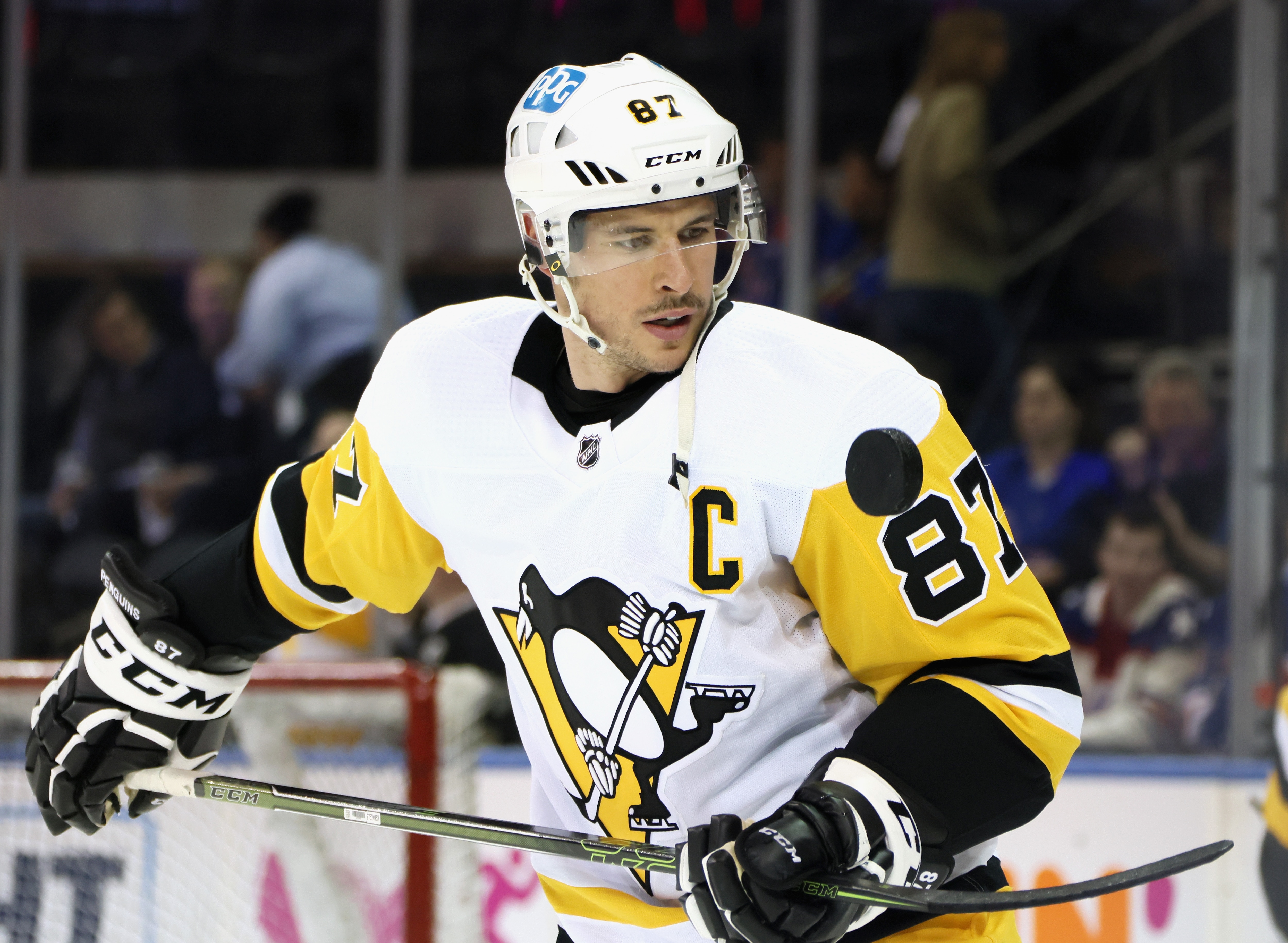 NEW YORK, NEW YORK - MAY 11: Sidney Crosby #87 of the Pittsburgh Penguins plays with the puck during warm-ups prior to playing against the New York Rangers in Game Five of the First Round of the 2022 Stanley Cup Playoffs at Madison Square Garden on May 11, 2022 in New York City. (Photo by Bruce Bennett/Getty Images) NEW YORK, NEW YORK - MAY 11: Sidney Crosby #87 of the Pittsburgh Penguins plays with the puck during warm-ups prior to playing against the New York Rangers in Game Five of the First Round of the 2022 Stanley Cup Playoffs at Madison Square Garden on May 11, 2022 in New York City. (Photo by Bruce Bennett/Getty Images)