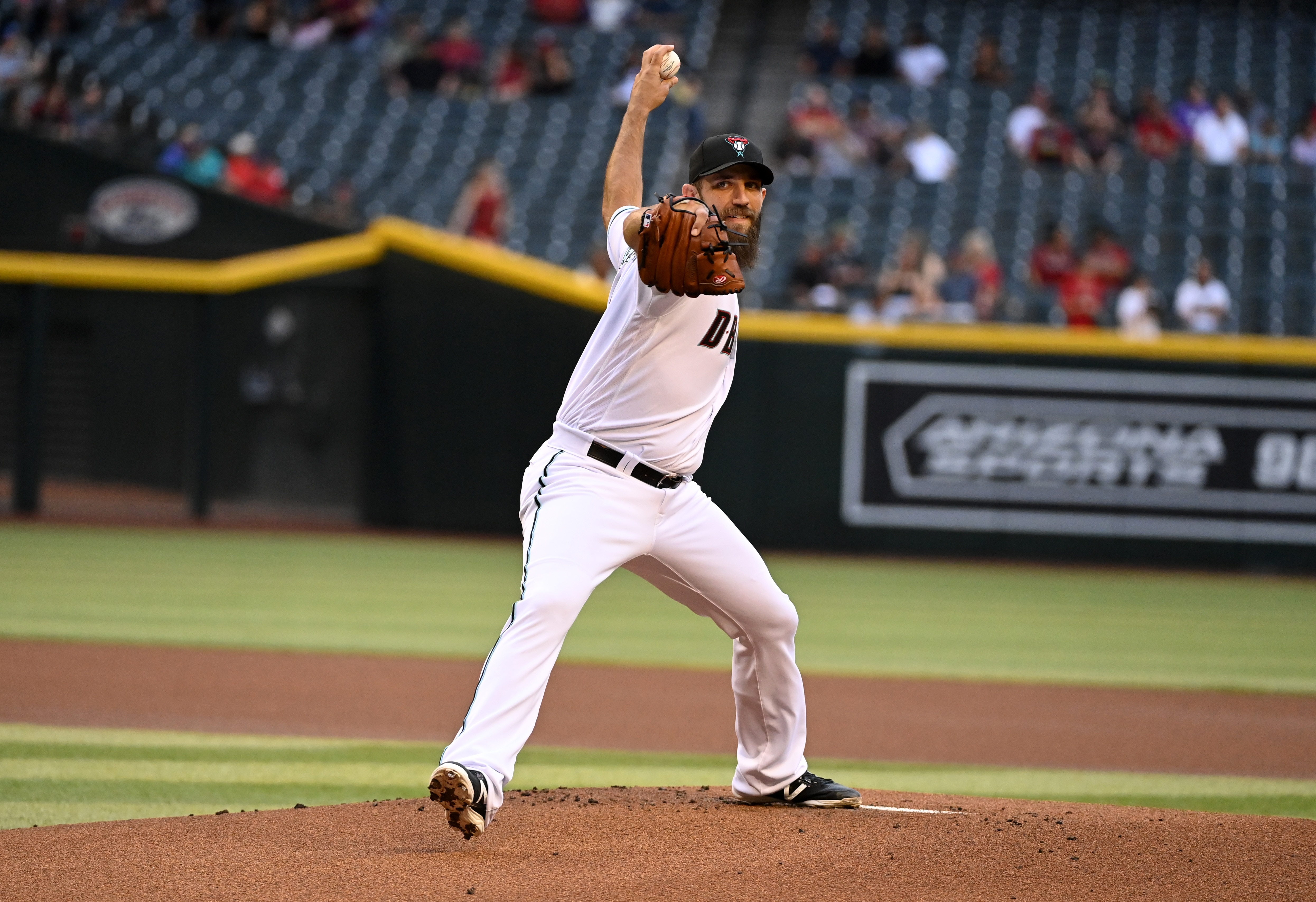 PHOENIX, ARIZONA - MAY 10: Madison Bumgarner #40 of the Arizona Diamondbacks delivers a first inning pitch against the Miami Marlins at Chase Field on May 10, 2022 in Phoenix, Arizona. (Photo by Norm Hall/Getty Images)
