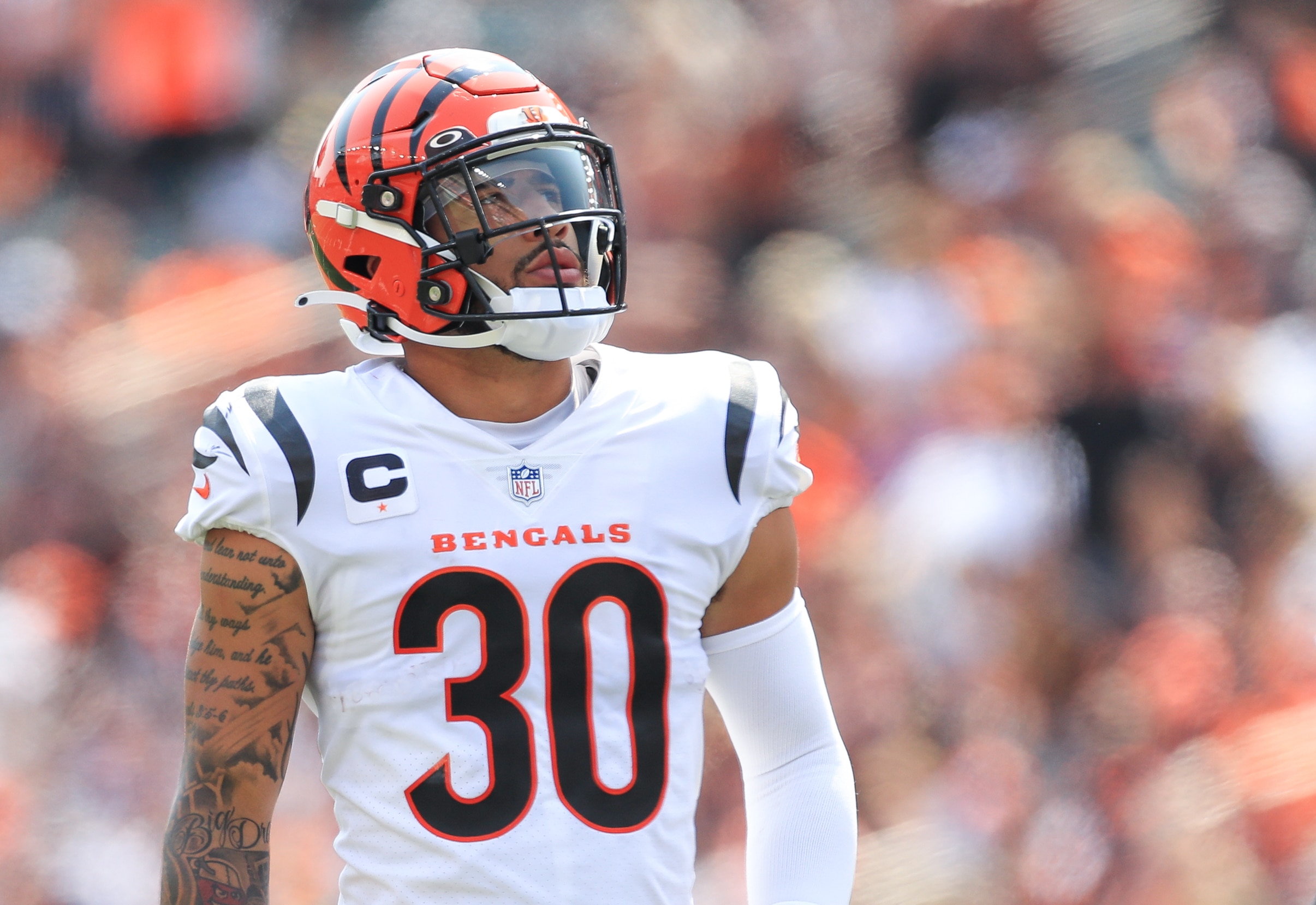 CINCINNATI, OH - SEPTEMBER 12: Cincinnati Bengals free safety Jessie Bates (30) looks at the fans during the game against the Minnesota Vikings and the Cincinnati Bengals on September 12, 2021, at Paul Brown Stadium in Cincinnati, OH. (Photo by Ian Johnson/Icon Sportswire via Getty Images)