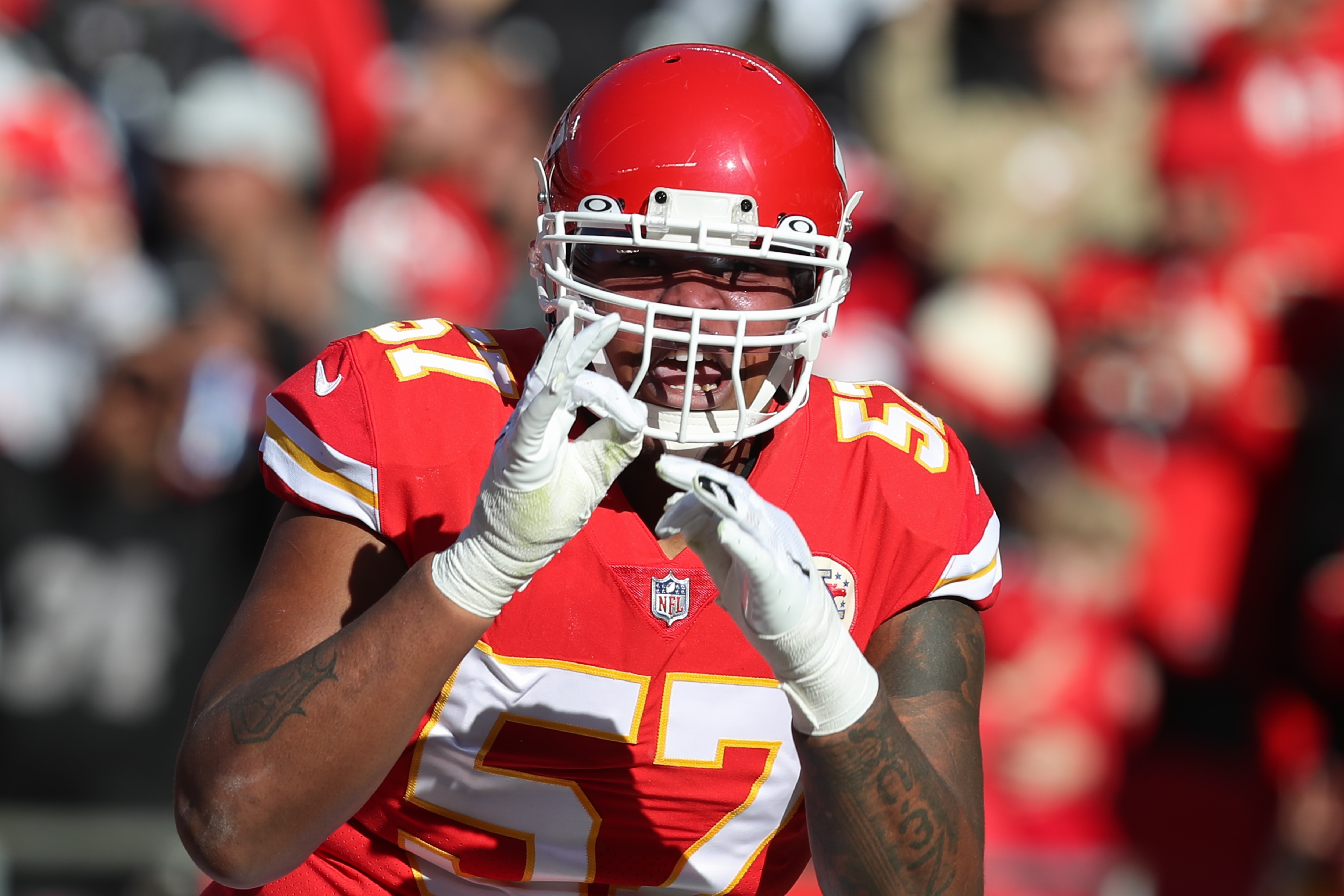 KANSAS CITY, MO - DECEMBER 12: Kansas City Chiefs offensive tackle Orlando Brown (57) celebrates after a touchdown in the second quarter of an NFL game between the Las Vegas Raiders and Kansas City Chiefs on Dec 12, 2021 at GEHA Field at Arrowhead Stadium in Kansas City, MO. (Photo by Scott Winters/Icon Sportswire via Getty Images) KANSAS CITY, MO - DECEMBER 12: Kansas City Chiefs offensive tackle Orlando Brown (57) celebrates after a touchdown in the second quarter of an NFL game between the Las Vegas Raiders and Kansas City Chiefs on Dec 12, 2021 at GEHA Field at Arrowhead Stadium in Kansas City, MO. (Photo by Scott Winters/Icon Sportswire via Getty Images)