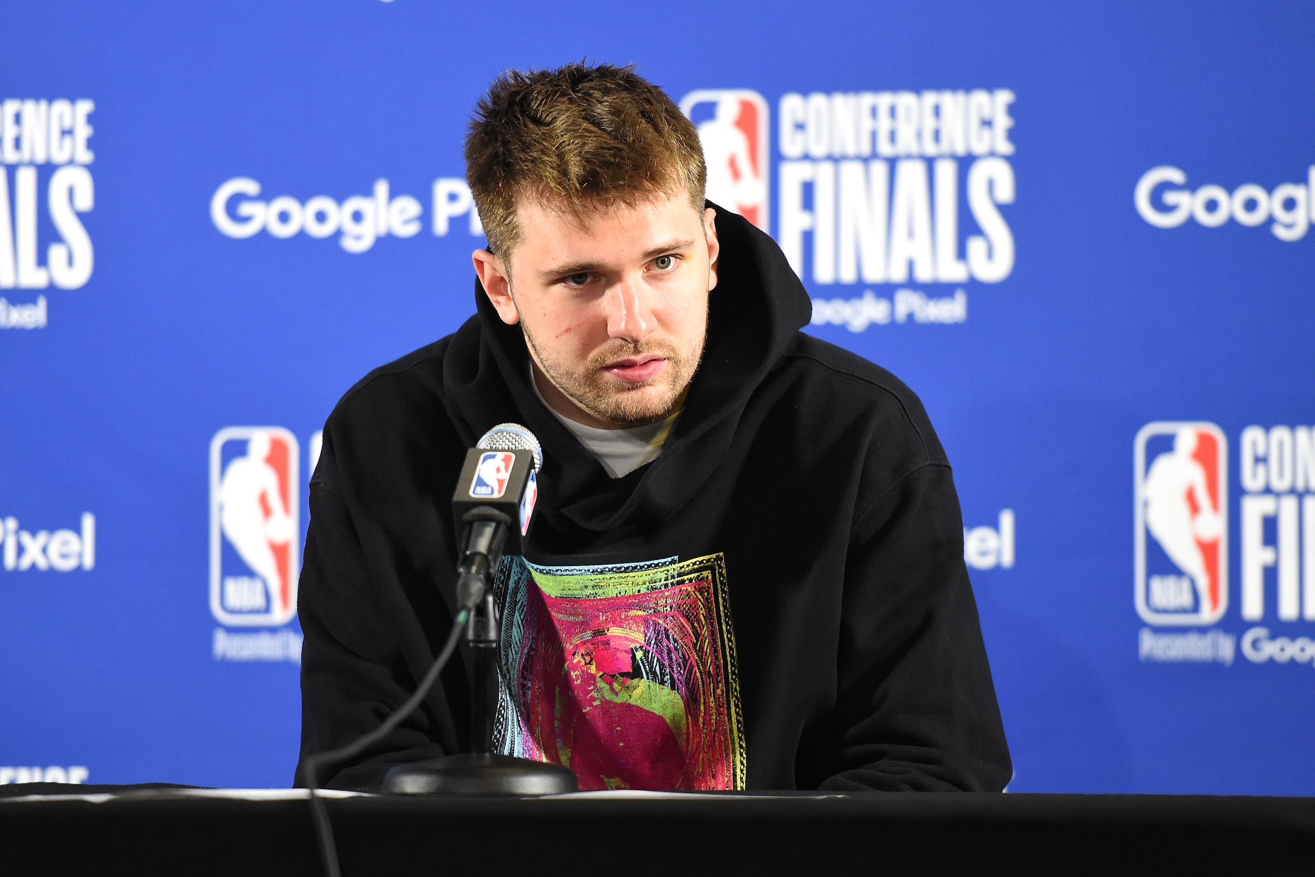SAN FRANCISCO, CA - MAY 20: Luka Doncic #77 of the Dallas Mavericks talks to the media after the game against the Golden State Warriors during Game 2 of the 2022 NBA Playoffs Western Conference Finals on May 20, 2022 at Chase Center in San Francisco, California. NOTE TO USER: User expressly acknowledges and agrees that, by downloading and or using this photograph, user is consenting to the terms and conditions of Getty Images License Agreement. Mandatory Copyright Notice: Copyright 2022 NBAE (Photo by Andrew D. Bernstein/NBAE via Getty Images)