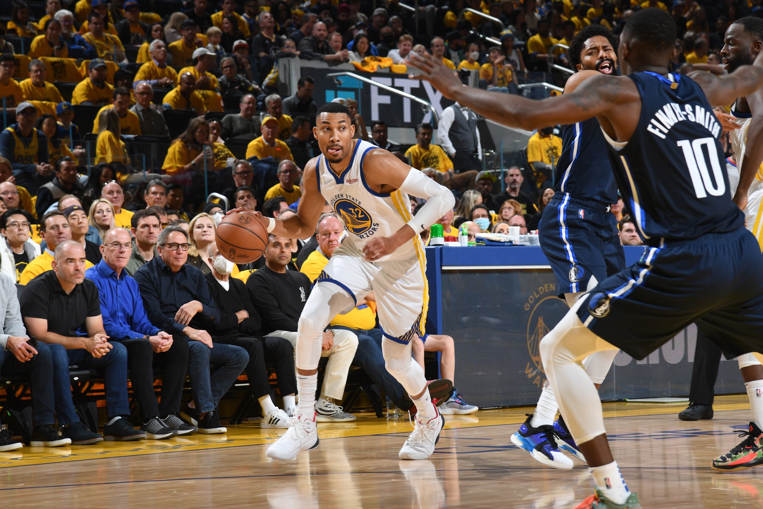 SAN FRANCISCO, CA - MAY 20: Otto Porter Jr. #32 of the Golden State Warriors dribbles the ball during Game 2 of the 2022 NBA Playoffs Western Conference Finals against the Dallas Mavericks on May 20, 2022 at Chase Center in San Francisco, California. NOTE TO USER: User expressly acknowledges and agrees that, by downloading and or using this photograph, user is consenting to the terms and conditions of Getty Images License Agreement. Mandatory Copyright Notice: Copyright 2022 NBAE (Photo by Noah Graham/NBAE via Getty Images)