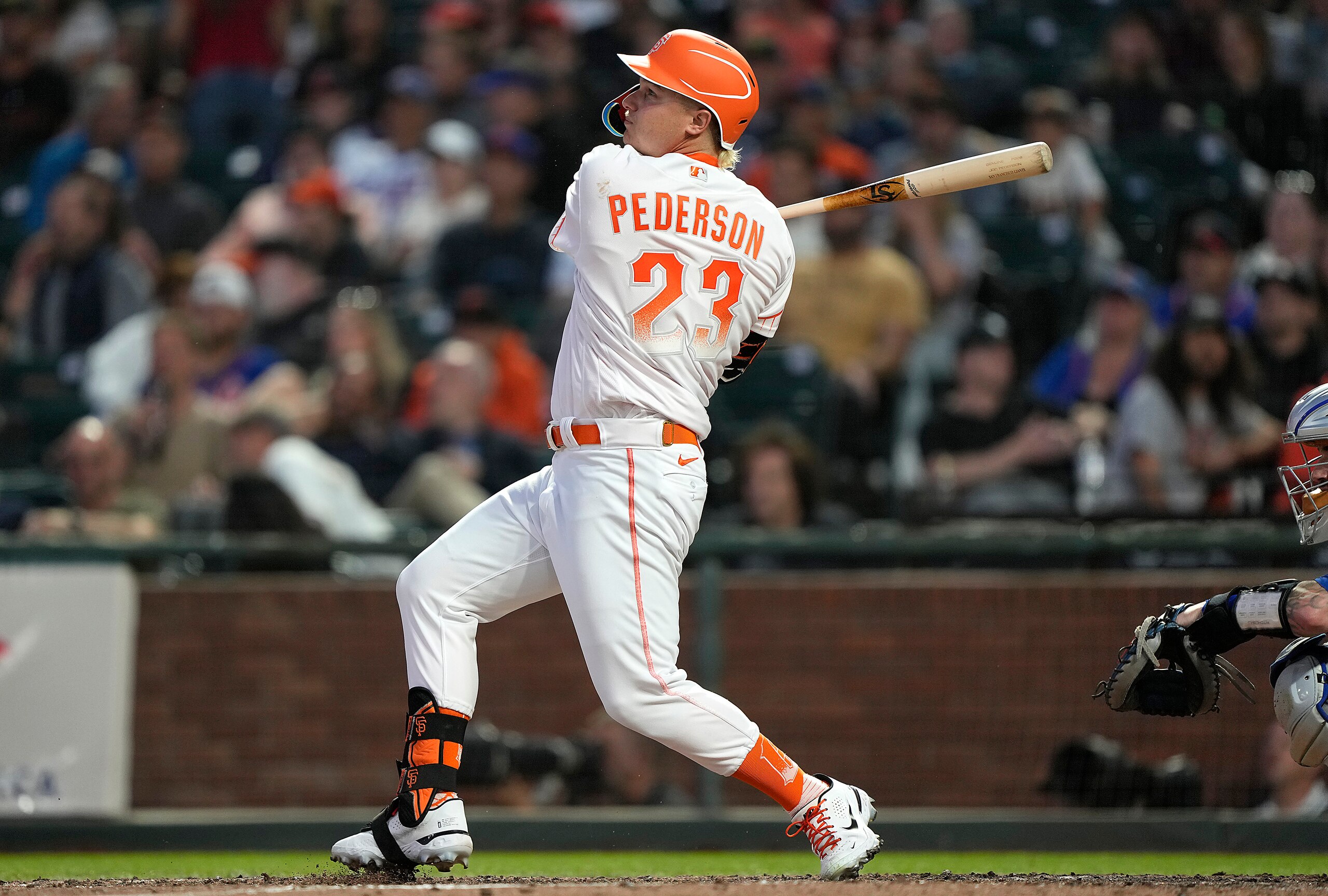 SAN FRANCISCO, CALIFORNIA - MAY 24: Joc Pederson #23 of the San Francisco Giants hits a two-run home run against the New York Mets in the bottom of the fifth inning at Oracle Park on May 24, 2022 in San Francisco, California. (Photo by Thearon W. Henderson/Getty Images)