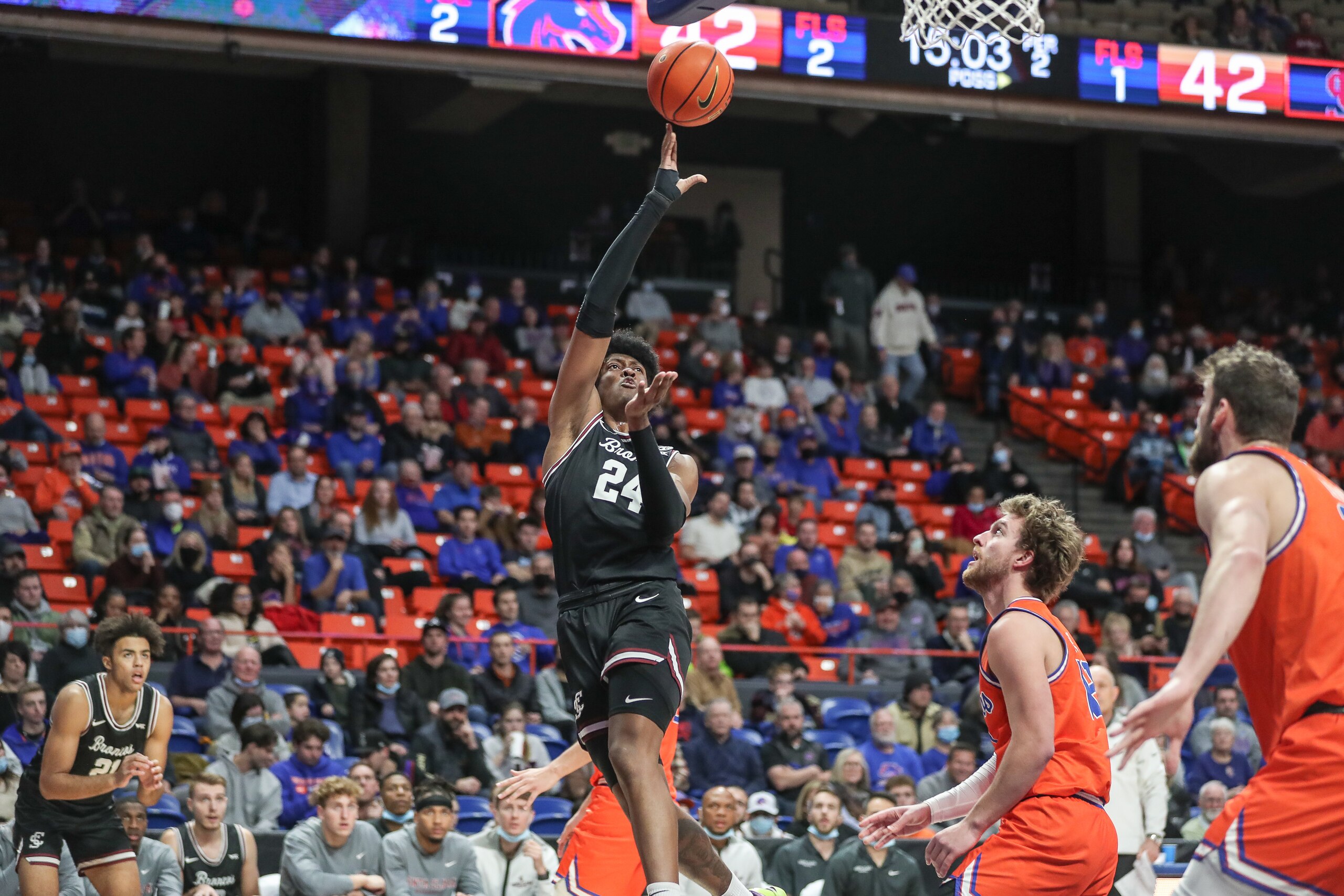 BOISE, ID - DECEMBER 14: Guard Jalen Williams #24 of the Santa Clara Broncos shoots the ball during second half action against the Boise State Broncos at ExtraMile Arena on December 14, 2021 in Boise, Idaho. Boise State won the game 70-62. (Photo by Loren Orr/Getty Images)