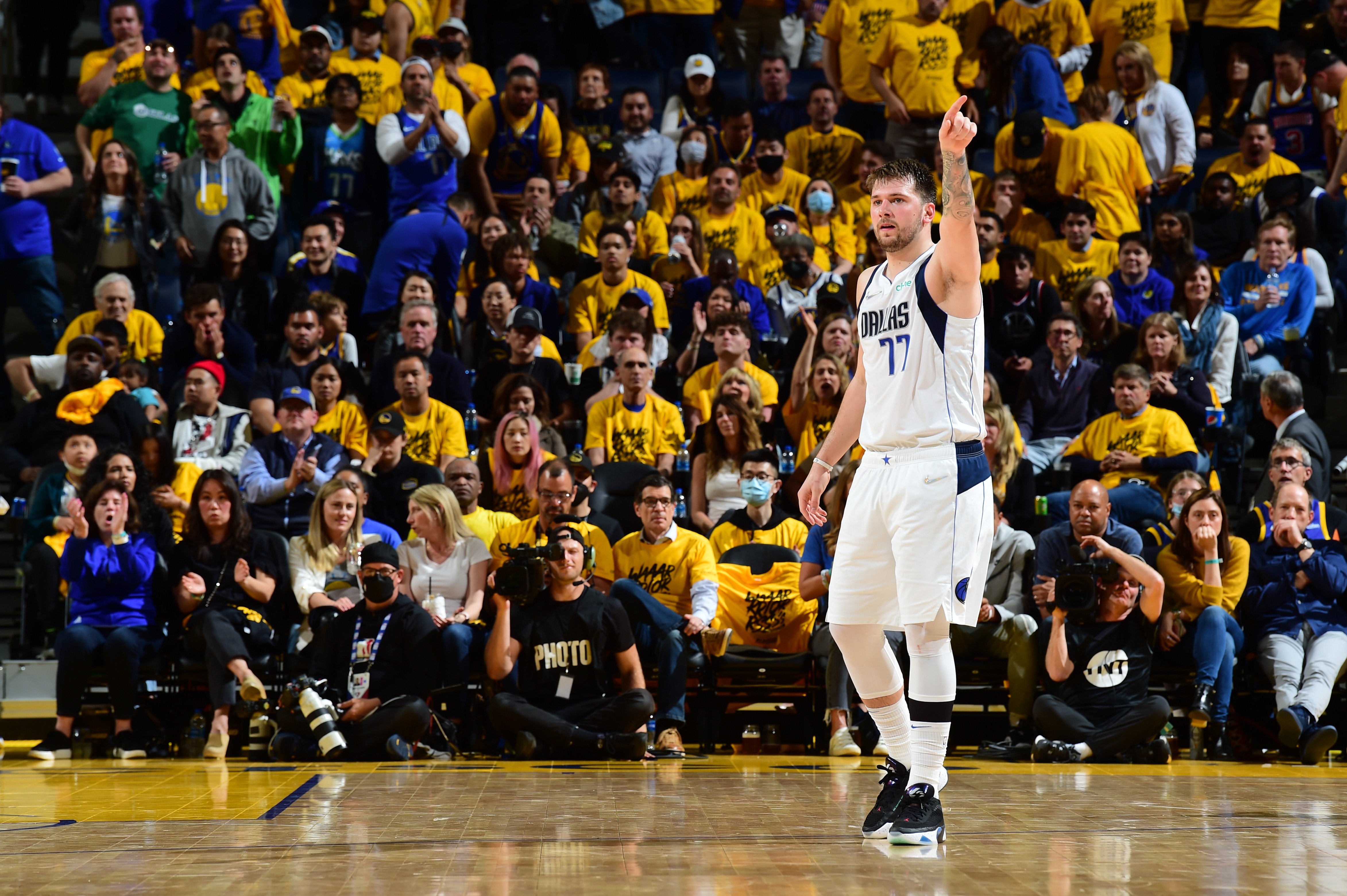 SAN FRANCISCO, CA - MAY 26: Luka Doncic #77 of the Dallas Mavericks looks on during Game 5 of the 2022 NBA Playoffs Western Conference Finals on March 26, 2022 at Chase Center in San Francisco, California. NOTE TO USER: User expressly acknowledges and agrees that, by downloading and or using this photograph, user is consenting to the terms and conditions of Getty Images License Agreement. Mandatory Copyright Notice: Copyright 2022 NBAE (Photo by Noah Graham/NBAE via Getty Images)