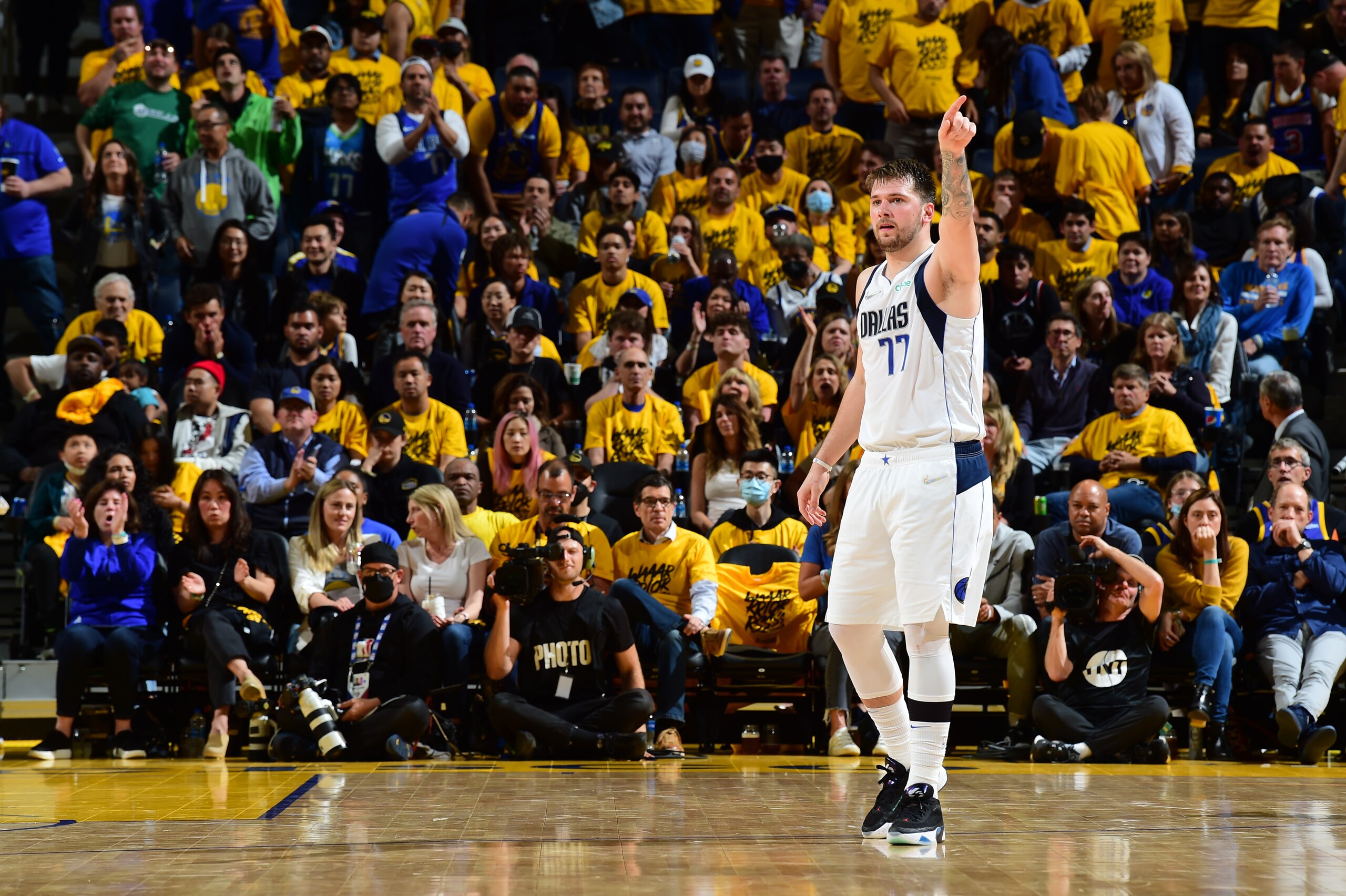 SAN FRANCISCO, CA - MAY 26: Luka Doncic #77 of the Dallas Mavericks looks on during Game 5 of the 2022 NBA Playoffs Western Conference Finals on March 26, 2022 at Chase Center in San Francisco, California. NOTE TO USER: User expressly acknowledges and agrees that, by downloading and or using this photograph, user is consenting to the terms and conditions of Getty Images License Agreement. Mandatory Copyright Notice: Copyright 2022 NBAE (Photo by Noah Graham/NBAE via Getty Images)