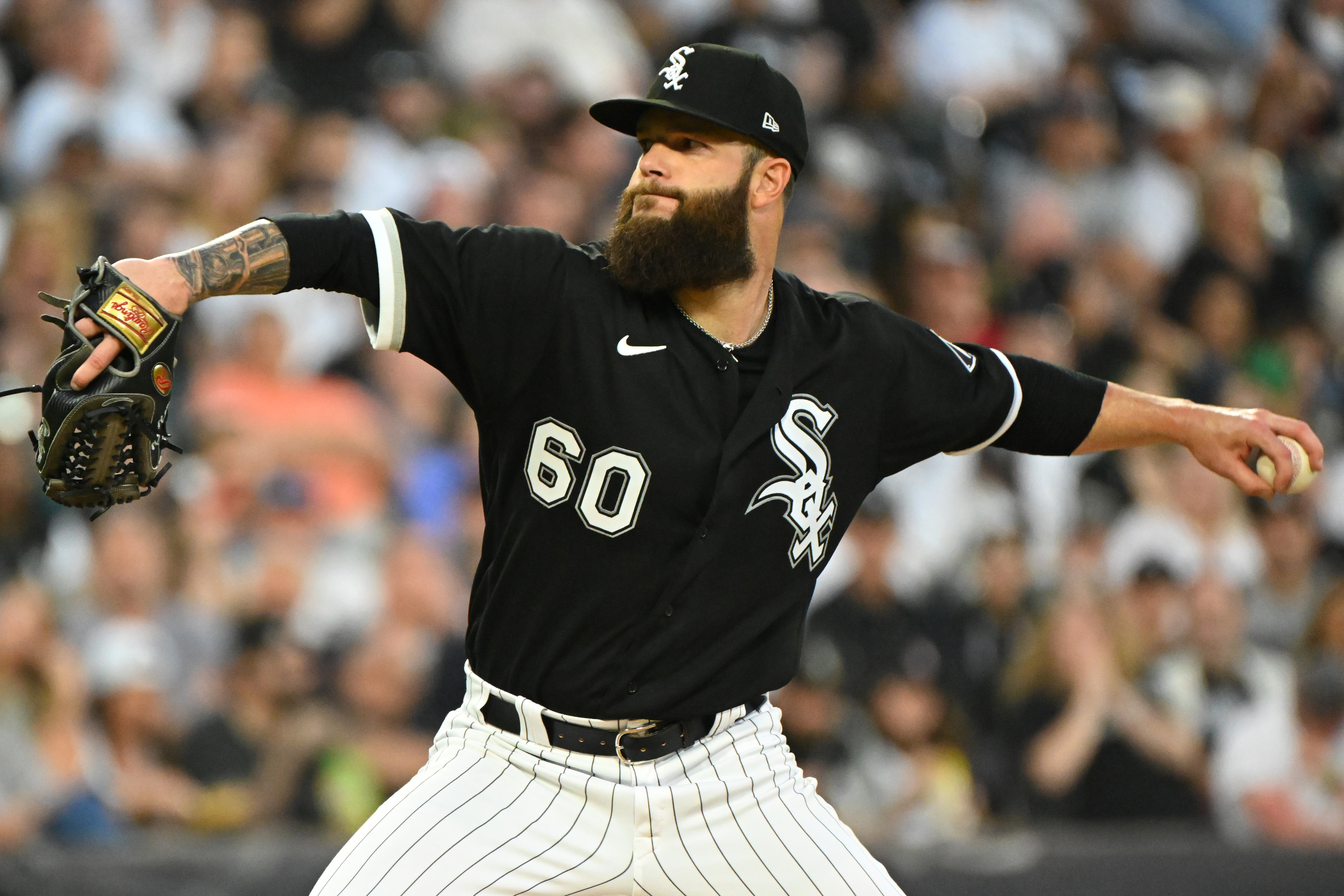 CHICAGO - MAY 14:  Dallas Keuchel #60 of the Chicago White Sox pitches against the New York Yankees on May 14, 2022 at Guaranteed Rate Field in Chicago, Illinois.  (Photo by Ron Vesely/Getty Images)