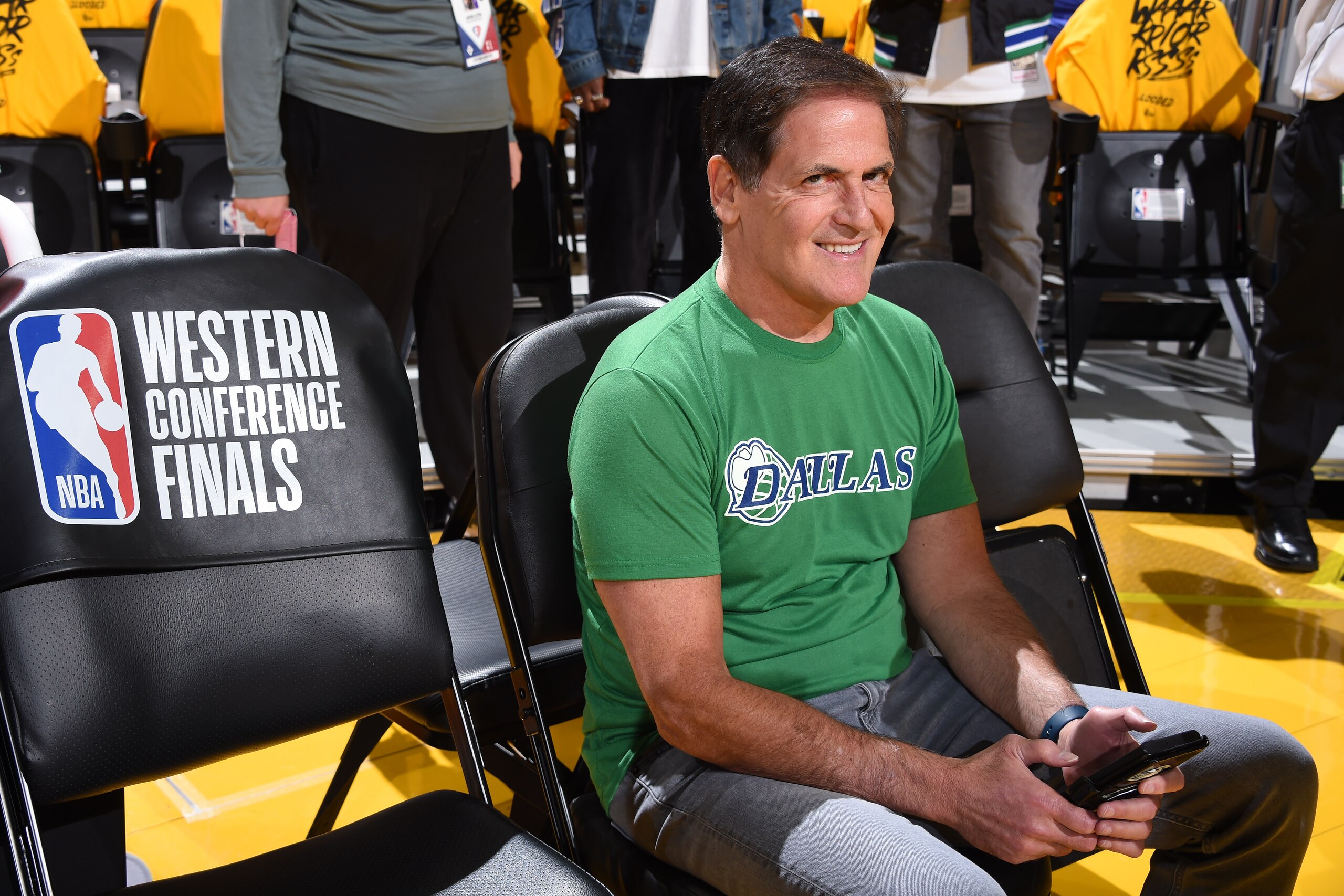 SAN FRANCISCO, CA - MAY 20: Dallas Mavericks Owner, Mark Cuban smiles during Game 2 of the 2022 NBA Playoffs Western Conference Finals on May 20, 2022 at Chase Center in San Francisco, California. NOTE TO USER: User expressly acknowledges and agrees that, by downloading and or using this photograph, user is consenting to the terms and conditions of Getty Images License Agreement. Mandatory Copyright Notice: Copyright 2022 NBAE (Photo by Andrew D. Bernstein/NBAE via Getty Images)