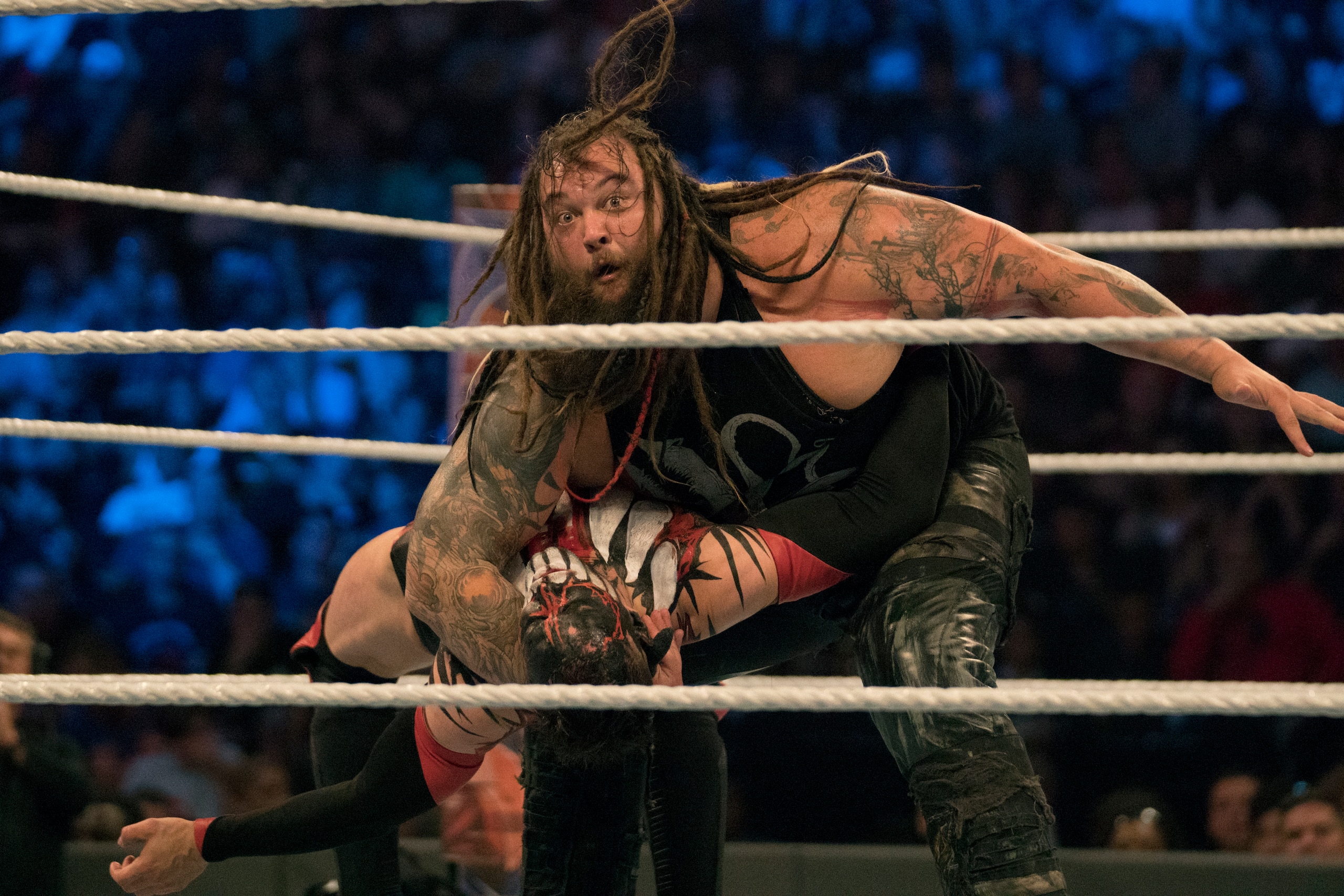 Professional Wrestling: WWE SummerSlam: Bray Wyatt (top) in action vs Finn Balor during match at Barclays Center. 
Brooklyn, NY 8/20/2017
CREDIT: Chad Matthew Carlson (Photo by Chad Matthew Carlson /Sports Illustrated via Getty Images)
(Set Number: X161332 TK1 )