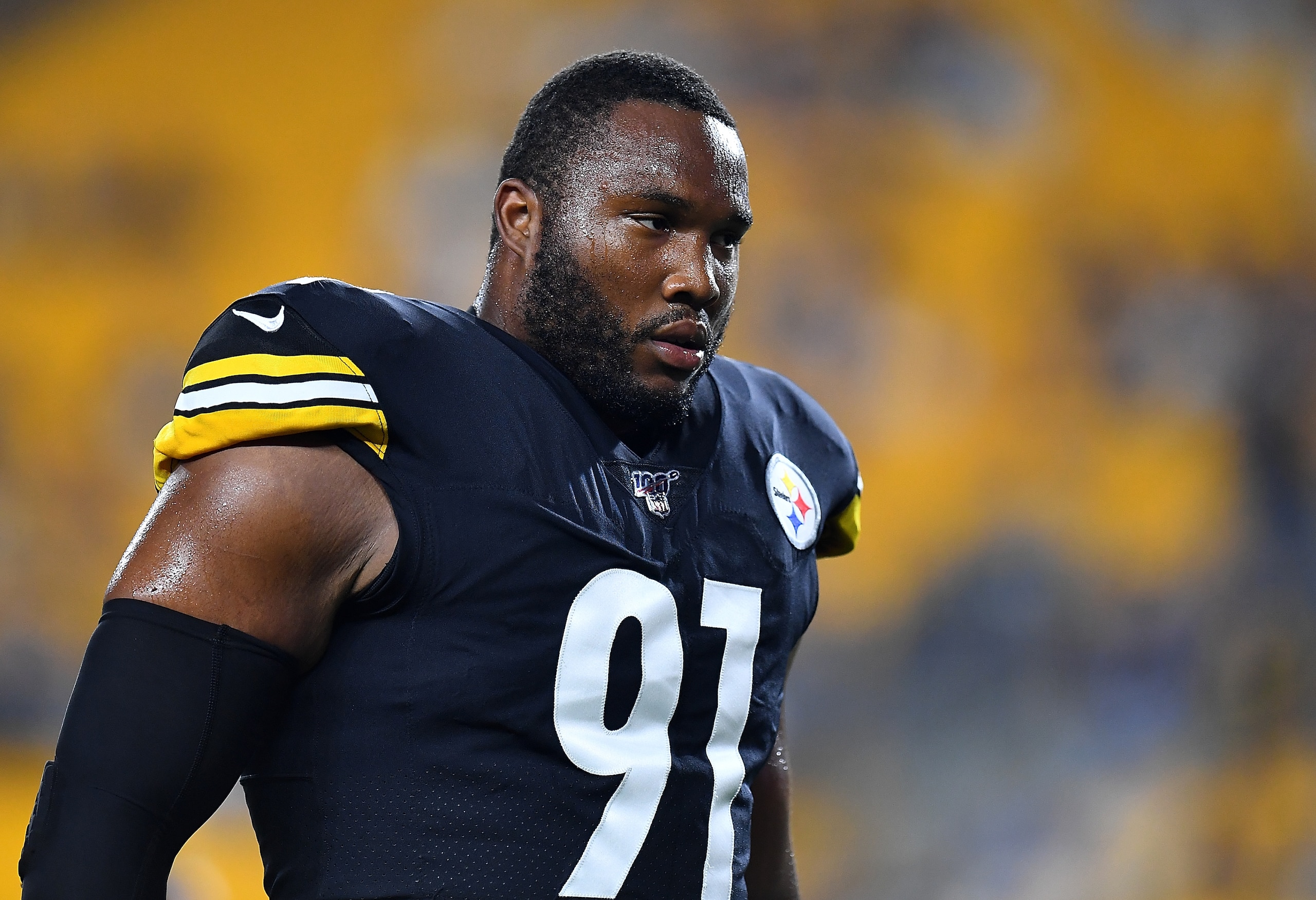 PITTSBURGH, PA - SEPTEMBER 30:  Stephon Tuitt #91 of the Pittsburgh Steelers warms up prior to the game against the Cincinnati Bengals at Heinz Field on September 30, 2019 in Pittsburgh, Pennsylvania. (Photo by Joe Sargent/Getty Images)