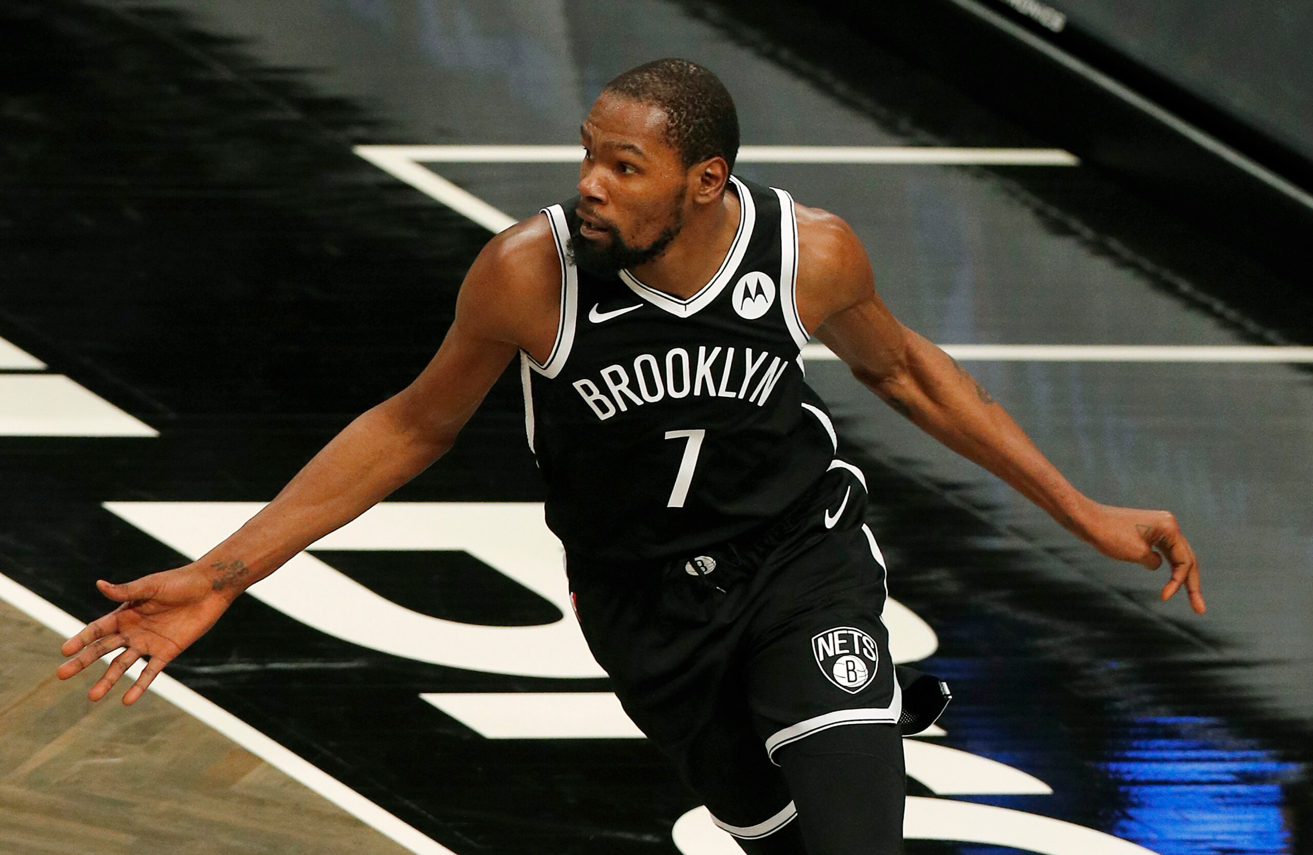 NEW YORK, NEW YORK - DECEMBER 22: (NEW YORK DAILIES OUT)  Kevin Durant #7 of the Brooklyn Nets in action against the Golden State Warriors at Barclays Center on December 22, 2020 in New York City. The Nets defeated the Warriors 125-99. NOTE TO USER: User expressly acknowledges and agrees that, by downloading and/or using this photograph, user is consenting to the terms and conditions of the Getty Images License Agreement. (Photo by Jim McIsaac/Getty Images)