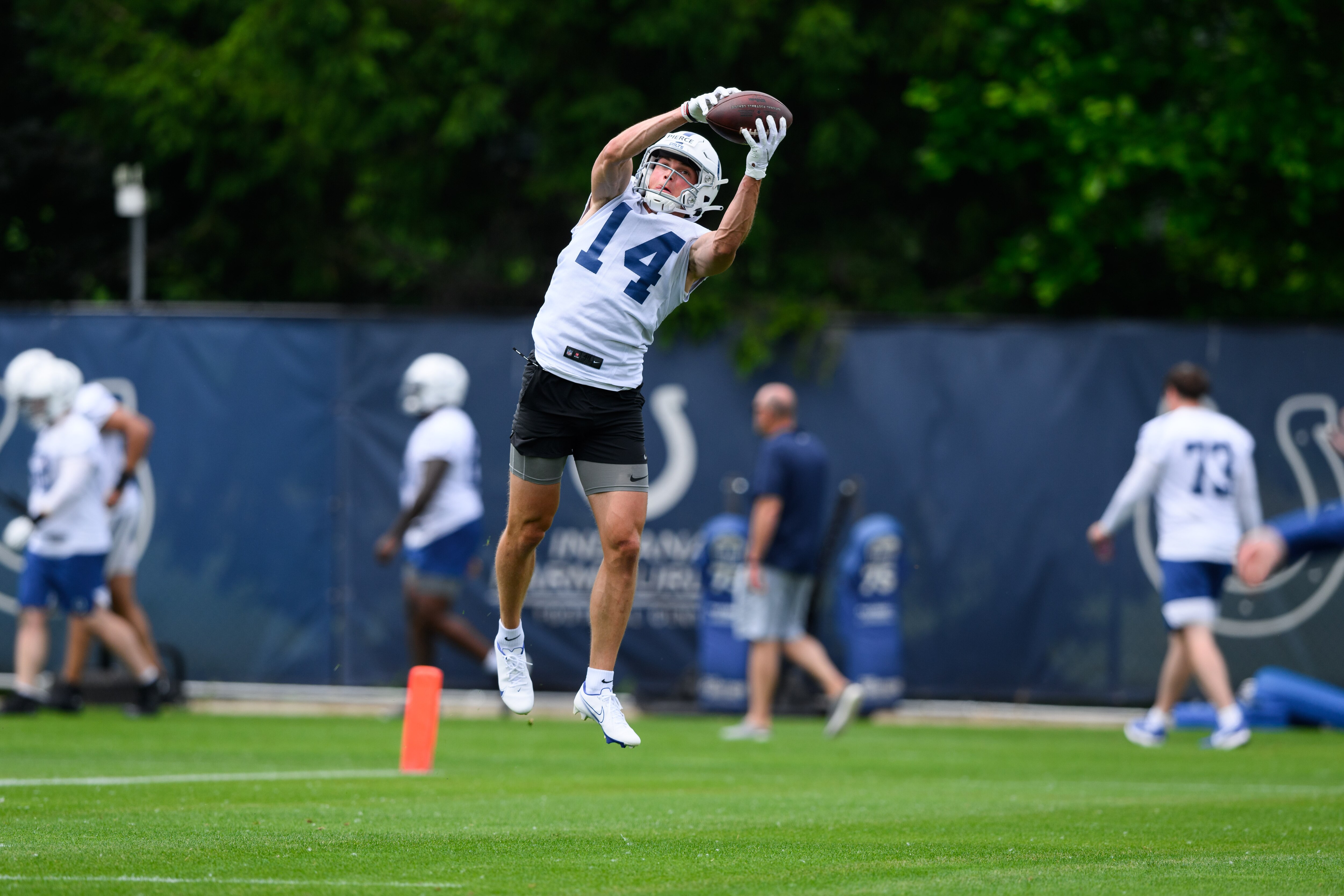 INDIANAPOLIS, IN - JUNE 01: Indianapolis Colts wide receiver Alec Pierce (14) runs through a drill during the Indianapolis Colts OTA offseason workouts on June 1, 2022 at the Indiana Farm Bureau Football Center in Indianapolis, IN. (Photo by Zach Bolinger/Icon Sportswire via Getty Images)