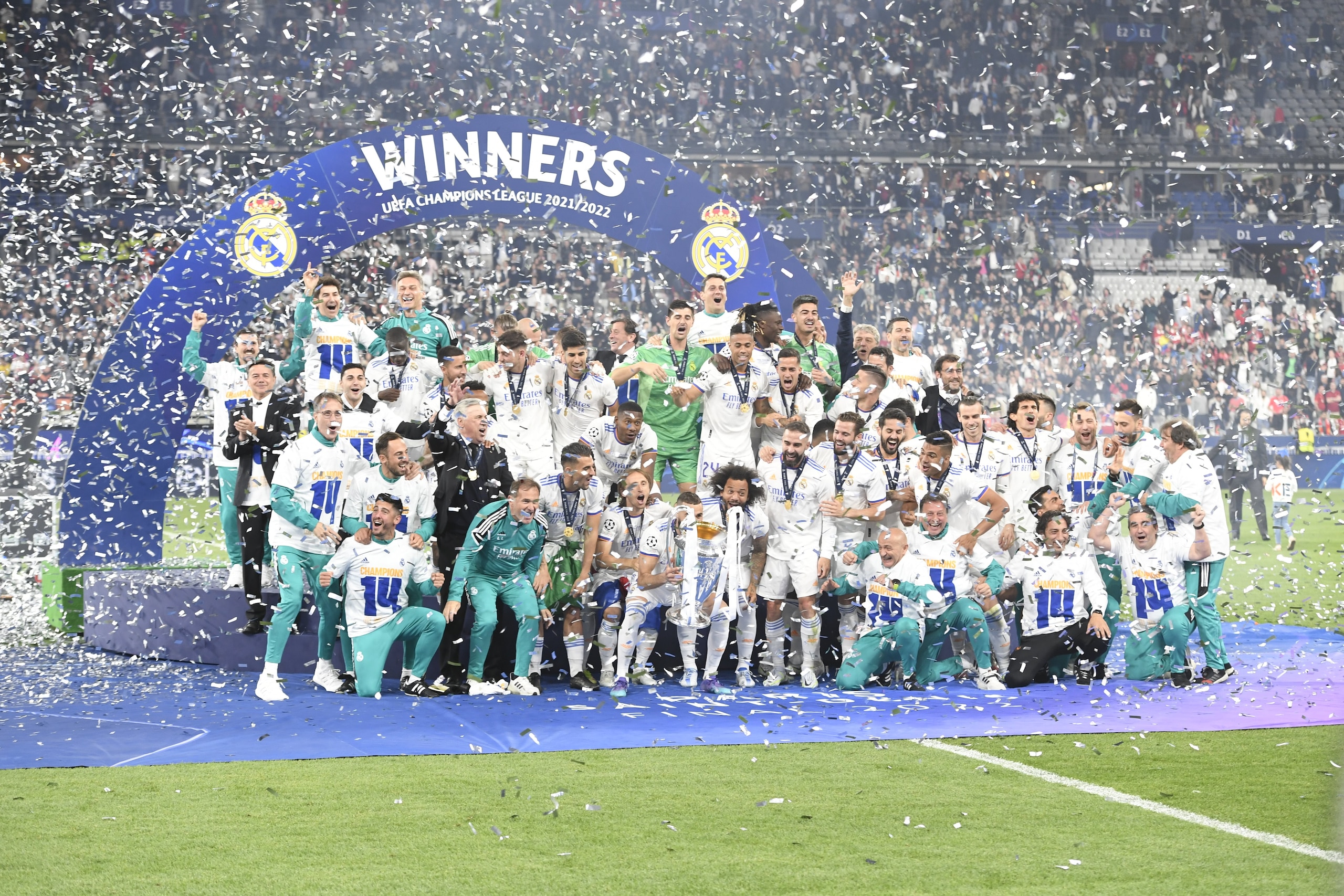 PARIS, FRANCE - MAY 28 : Courtois Thibaut of Real Madrid elected man of the match and winner of the cup during the UEFA champions league final match between Real Madrid and Liverpool FC on Stade de France May 28, 2022 in Paris, France, 28/05/2022 ( Photo by CROCHET / Photonews via Getty Images)