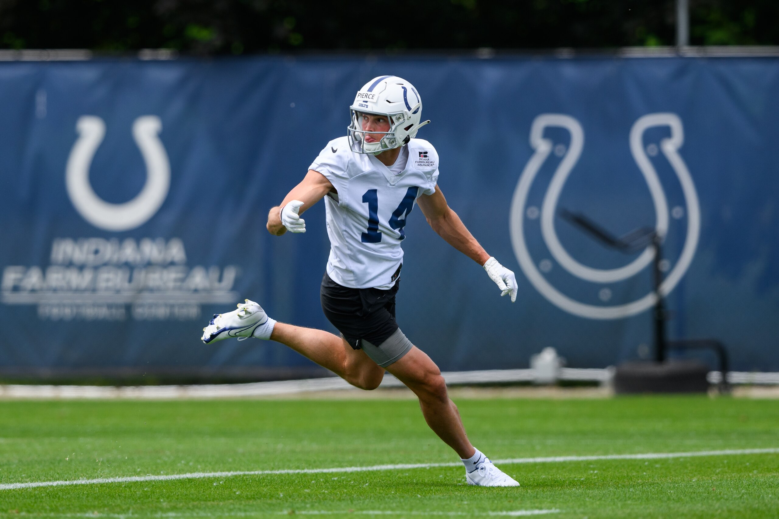 INDIANAPOLIS, IN - JUNE 01: Indianapolis Colts wide receiver Alec Pierce (14) runs through a drill during the Indianapolis Colts OTA offseason workouts on June 1, 2022 at the Indiana Farm Bureau Football Center in Indianapolis, IN. (Photo by Zach Bolinger/Icon Sportswire via Getty Images) INDIANAPOLIS, IN - JUNE 01: Indianapolis Colts wide receiver Alec Pierce (14) runs through a drill during the Indianapolis Colts OTA offseason workouts on June 1, 2022 at the Indiana Farm Bureau Football Center in Indianapolis, IN. (Photo by Zach Bolinger/Icon Sportswire via Getty Images)
