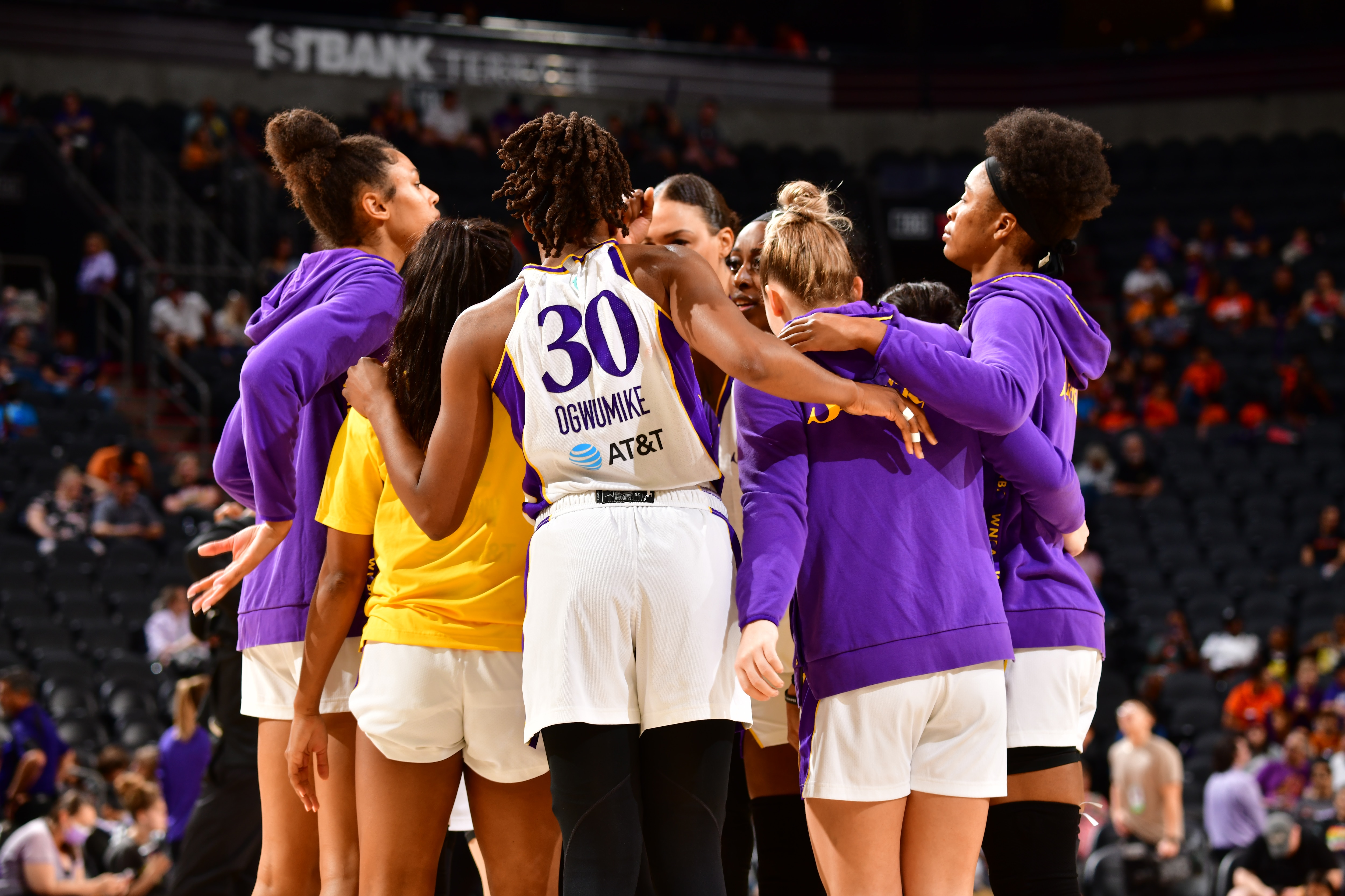 PHOENIX, AZ - JUNE 5: The Los Angeles Sparks team huddle up during the game against the Phoenix Mercury on June 5, 2022 at Footprint Center in Phoenix, Arizona. NOTE TO USER: User expressly acknowledges and agrees that, by downloading and or using this photograph, user is consenting to the terms and conditions of the Getty Images License Agreement. Mandatory Copyright Notice: Copyright 2022 NBAE (Photo by Barry Gossage/NBAE via Getty Images)