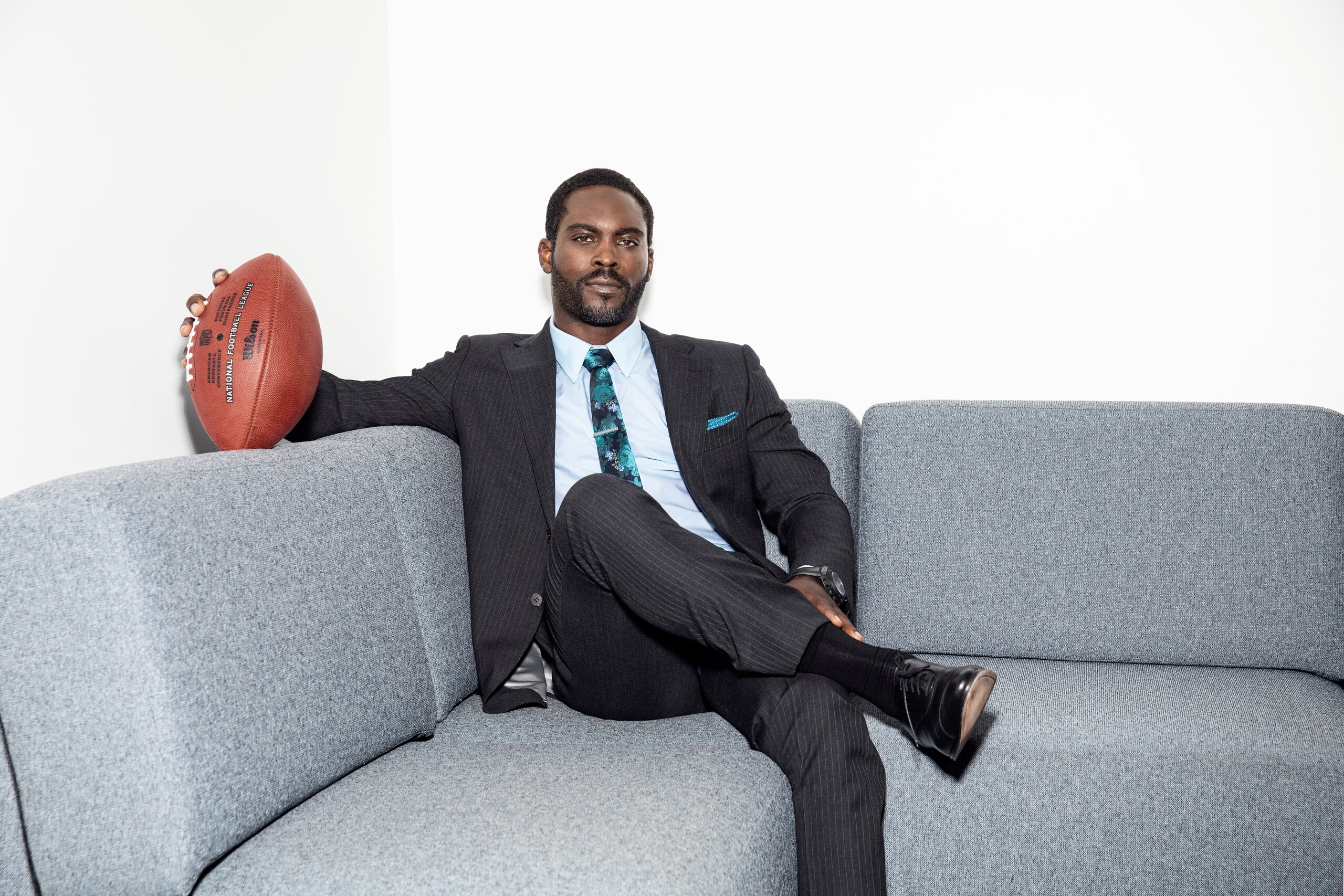 LOS ANGELES, UNITED STATES - OCTOBER 31: Former NFL player and FoxNFL analyst Michael Vick poses for a portrait at the FOX Studios in Los Angles, California on Sunday, October 31, 2021.(Photo by Ian Maddox for The Washington Post via Getty Images)