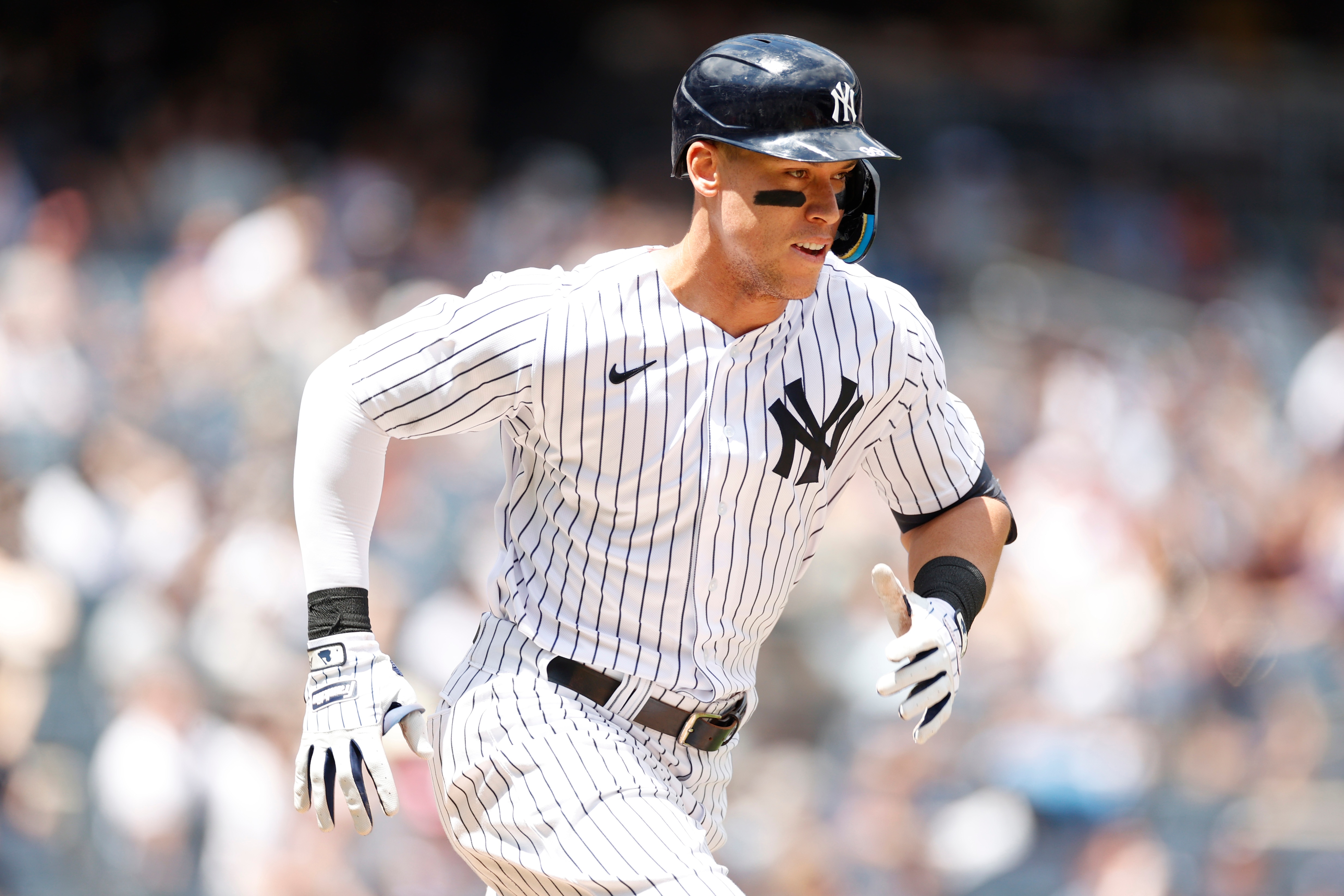 NEW YORK, NEW YORK - JUNE 04: Aaron Judge #99 of the New York Yankees jogs to first during the third inning against the Detroit Tigers at Yankee Stadium on June 04, 2022 in the Bronx borough of New York City. (Photo by Sarah Stier/Getty Images)