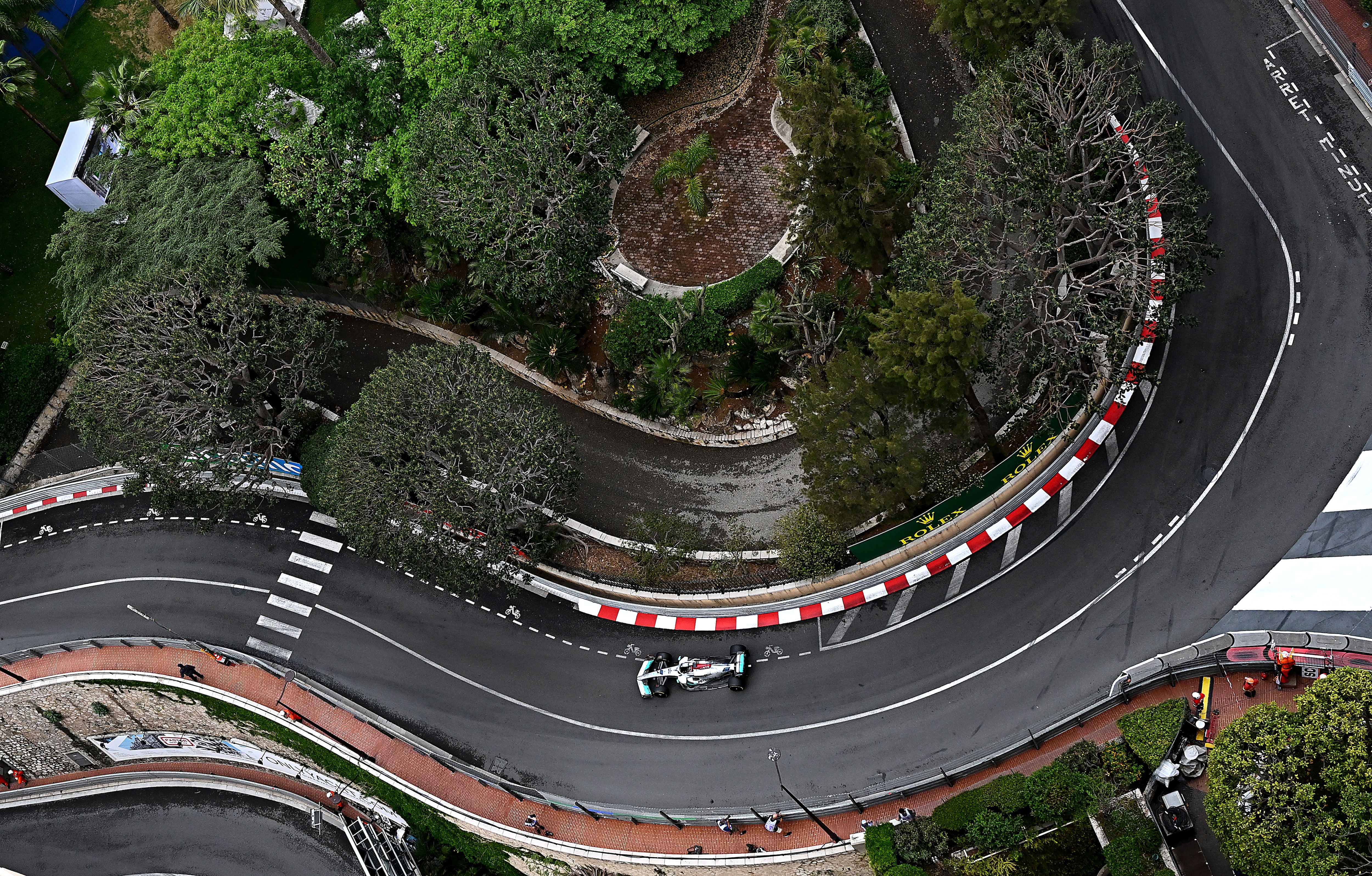 MONTE-CARLO, MONACO - MAY 29: George Russell of Great Britain driving the (63) Mercedes AMG Petronas F1 Team W13 on track during the F1 Grand Prix of Monaco at Circuit de Monaco on May 29, 2022 in Monte-Carlo, Monaco. (Photo by Clive Mason - Formula 1/Formula 1 via Getty Images)